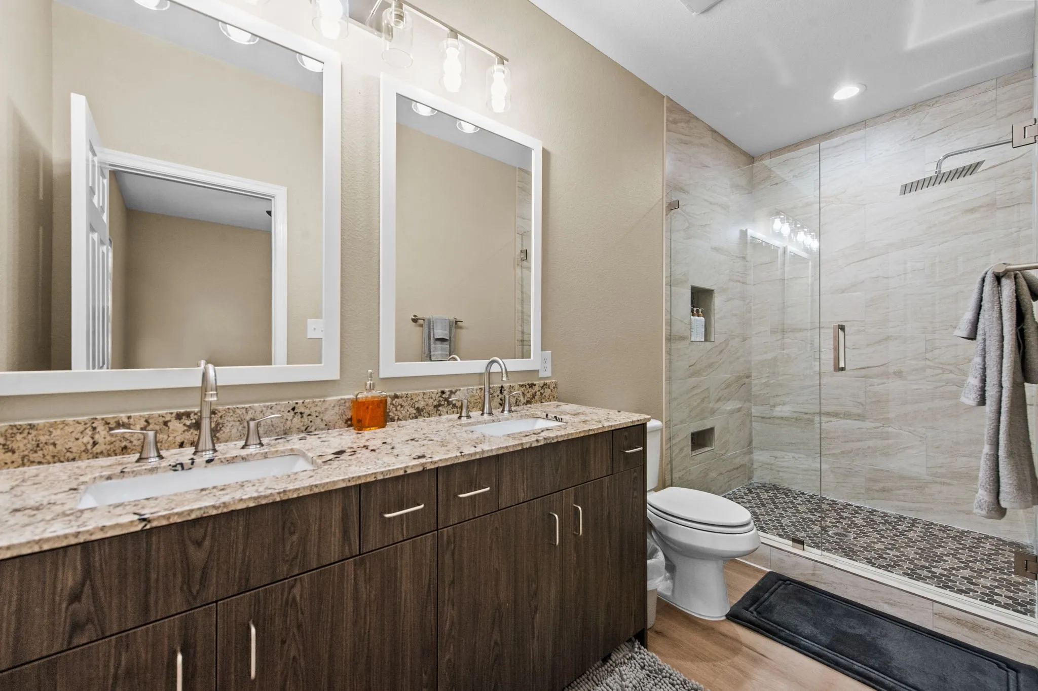 Duplex For Rent in Grayson County , 613 W Elm Street, Denison, Texas 75020, 3 Bedroom, 2 Bathroom, Garage spaces, 2,711 Sqft, built in 2022, mls#21314311, Real Estate Agent in Denison, Homes For Rent in Grayson county, Homes For Rent in Denison, Realtor in Denison Texas, Real Estate Brokerage Independent Realty Texas, Luminita Cordes Realtor