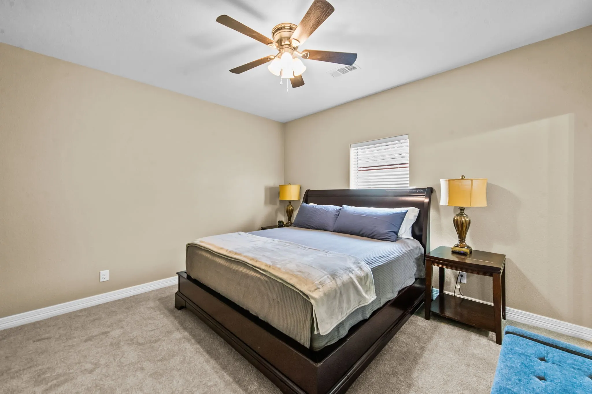 Duplex For Rent in Grayson County , 613 W Elm Street, Denison, Texas 75020, 3 Bedroom, 2 Bathroom, Garage spaces, 2,711 Sqft, built in 2022, mls#21314311, Real Estate Agent in Denison, Homes For Rent in Grayson county, Homes For Rent in Denison, Realtor in Denison Texas, Real Estate Brokerage Independent Realty Texas, Luminita Cordes Realtor
