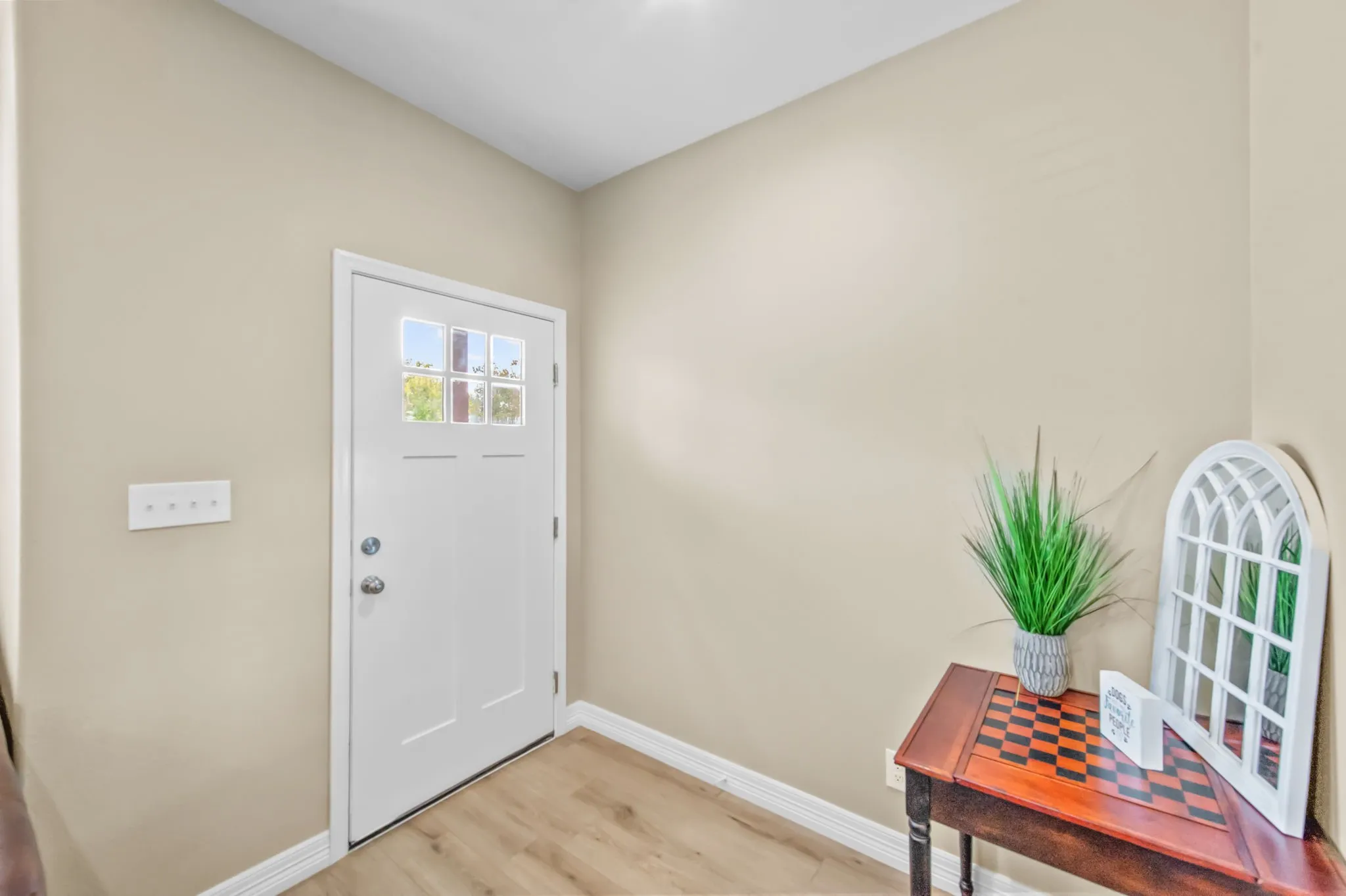 Duplex For Rent in Grayson County , 613 W Elm Street, Denison, Texas 75020, 3 Bedroom, 2 Bathroom, Garage spaces, 2,711 Sqft, built in 2022, mls#21314311, Real Estate Agent in Denison, Homes For Rent in Grayson county, Homes For Rent in Denison, Realtor in Denison Texas, Real Estate Brokerage Independent Realty Texas, Luminita Cordes Realtor