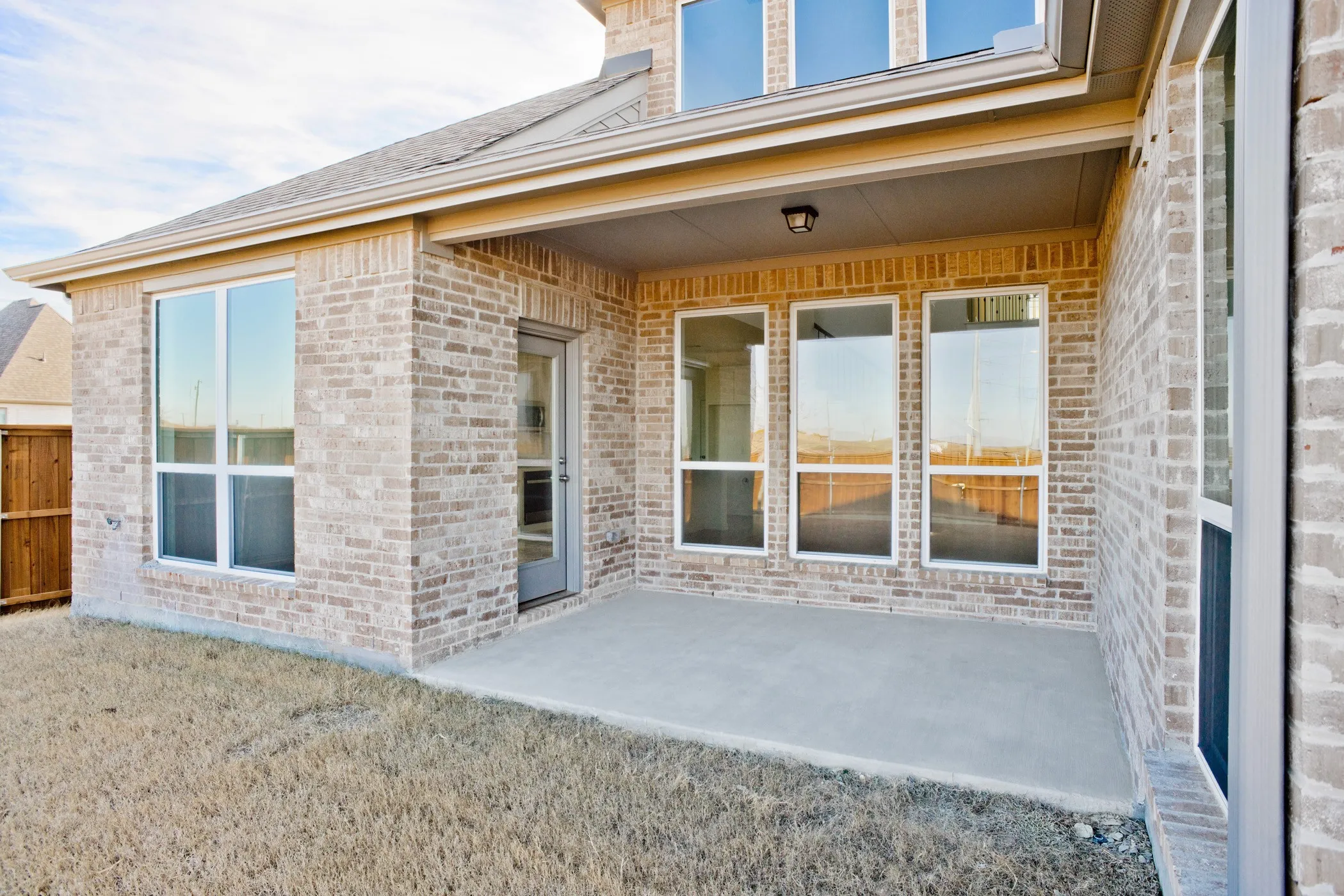 Single Family Residence For Sale in Wise County , 234 Buffalo Boulevard, Rhome, Texas 76078, 4 Bedroom, 3 Bathroom, 2 Garage spaces, 2,725 Sqft, built in 2023, mls#21314101, Real Estate Agent in Rhome, Homes For Sale in Wise county, Homes For Sale in Rhome, Realtor in Rhome Texas, Real Estate Brokerage Independent Realty Texas, Luminita Cordes Realtor