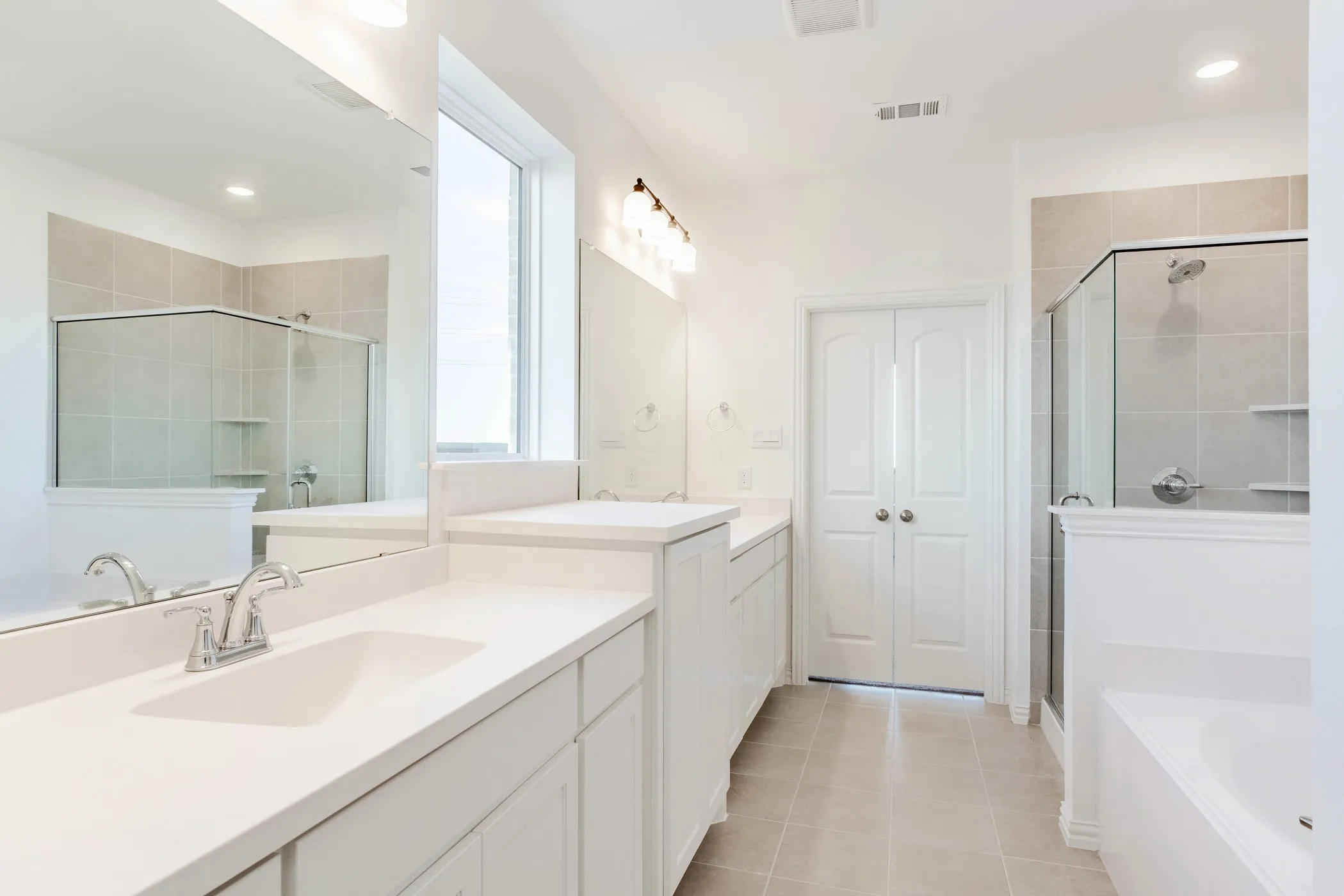 Single Family Residence For Sale in Wise County , 234 Buffalo Boulevard, Rhome, Texas 76078, 4 Bedroom, 3 Bathroom, 2 Garage spaces, 2,725 Sqft, built in 2023, mls#21314101, Real Estate Agent in Rhome, Homes For Sale in Wise county, Homes For Sale in Rhome, Realtor in Rhome Texas, Real Estate Brokerage Independent Realty Texas, Luminita Cordes Realtor