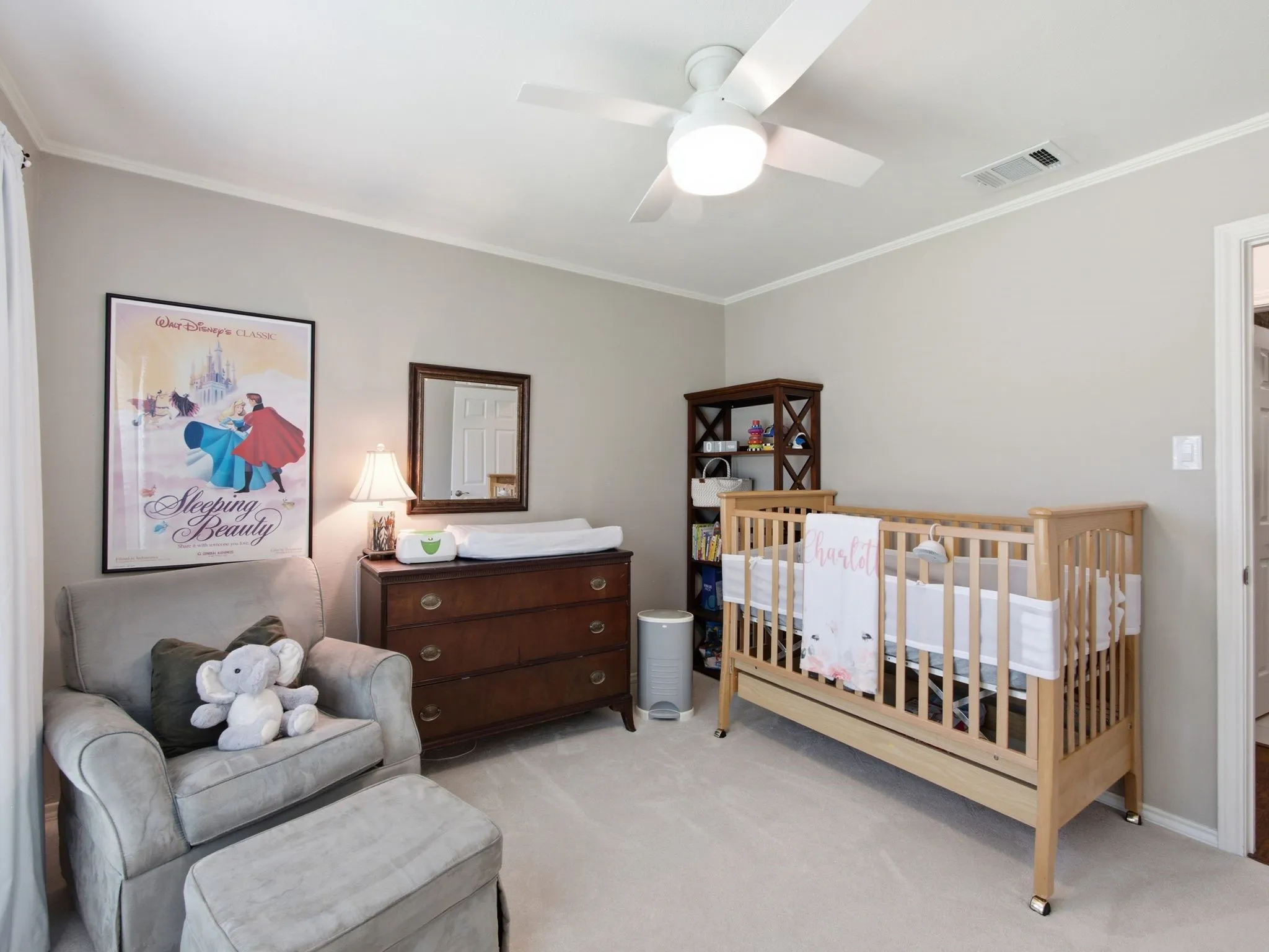Single Family Residence For Sale in Dallas County , 1403 Concord Drive, Richardson, Texas 75081, 3 Bedroom, 2 Bathroom, 2 Garage spaces, 2,181 Sqft, built in 1980, mls#21313361, Real Estate Agent in Richardson, Homes For Sale in Dallas county, Homes For Sale in Richardson, Realtor in Richardson Texas, Real Estate Brokerage Independent Realty Texas, Luminita Cordes Realtor