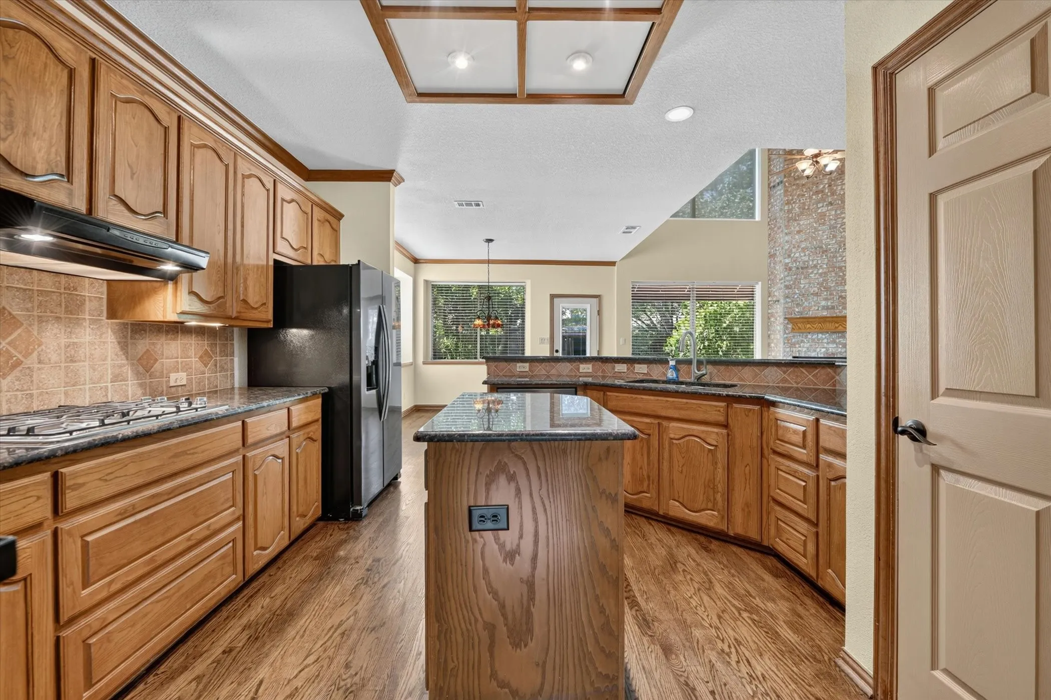 Single Family Residence For Sale in Denton County , 2113 Stevenson Lane, Flower Mound, Texas 75028, 3 Bedroom, 3 Bathroom, 2 Garage spaces, 2,772 Sqft, built in 1996, mls#21313512, Real Estate Agent in Flower Mound, Homes For Sale in Denton county, Homes For Sale in Flower Mound, Realtor in Flower Mound Texas, Real Estate Brokerage Independent Realty Texas, Luminita Cordes Realtor
