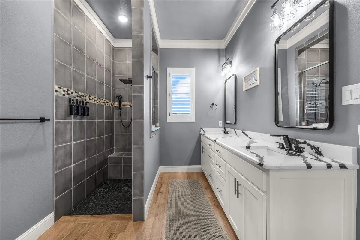 Single Family Residence For Sale in Johnson County , 2721 River Path Court, Burleson, Texas 76028, 4 Bedroom, 4 Bathroom, 3 Garage spaces, 2,775 Sqft, built in 2022, mls#21314258, Real Estate Agent in Burleson, Homes For Sale in Johnson county, Homes For Sale in Burleson, Realtor in Burleson Texas, Real Estate Brokerage Independent Realty Texas, Luminita Cordes Realtor