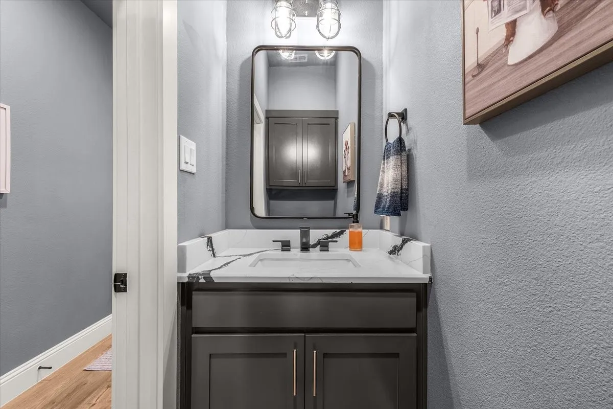 Single Family Residence For Sale in Johnson County , 2721 River Path Court, Burleson, Texas 76028, 4 Bedroom, 4 Bathroom, 3 Garage spaces, 2,775 Sqft, built in 2022, mls#21314258, Real Estate Agent in Burleson, Homes For Sale in Johnson county, Homes For Sale in Burleson, Realtor in Burleson Texas, Real Estate Brokerage Independent Realty Texas, Luminita Cordes Realtor