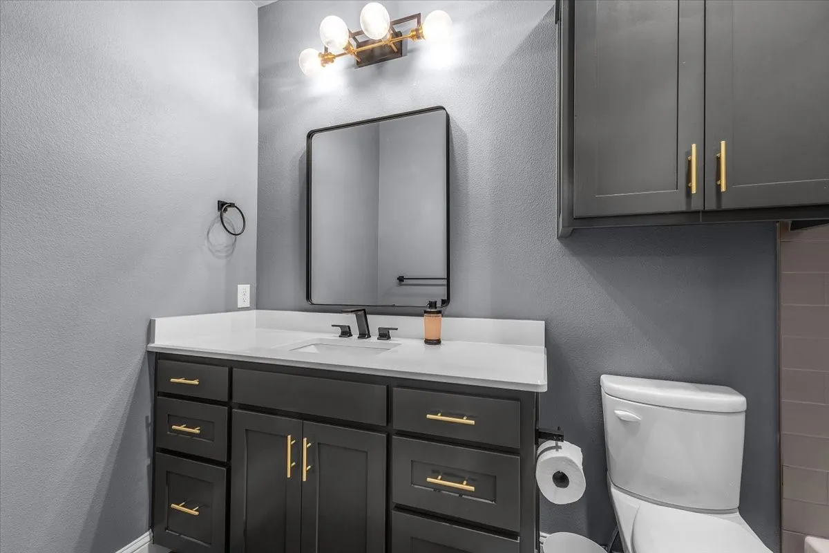 Single Family Residence For Sale in Johnson County , 2721 River Path Court, Burleson, Texas 76028, 4 Bedroom, 4 Bathroom, 3 Garage spaces, 2,775 Sqft, built in 2022, mls#21314258, Real Estate Agent in Burleson, Homes For Sale in Johnson county, Homes For Sale in Burleson, Realtor in Burleson Texas, Real Estate Brokerage Independent Realty Texas, Luminita Cordes Realtor