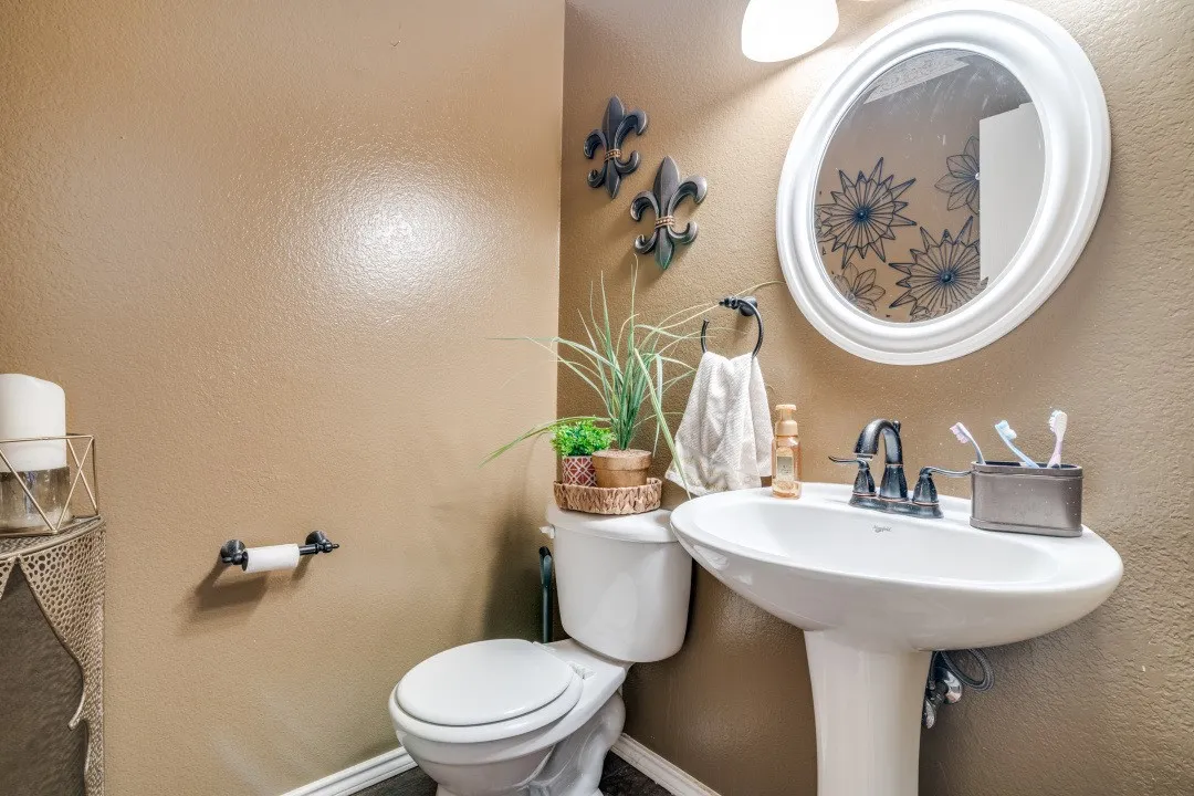 Single Family Residence For Sale in Collin County , 726 Rainsville Drive, Wylie, Texas 75098, 4 Bedroom, 3 Bathroom, 2 Garage spaces, 2,599 Sqft, built in 2005, Price $375,000, mls#21314337, Real Estate Agent in Wylie, Homes For Sale in Collin county, Homes For Sale in Wylie, Realtor in Wylie Texas, Real Estate Brokerage Independent Realty Texas, Luminita Cordes Realtor