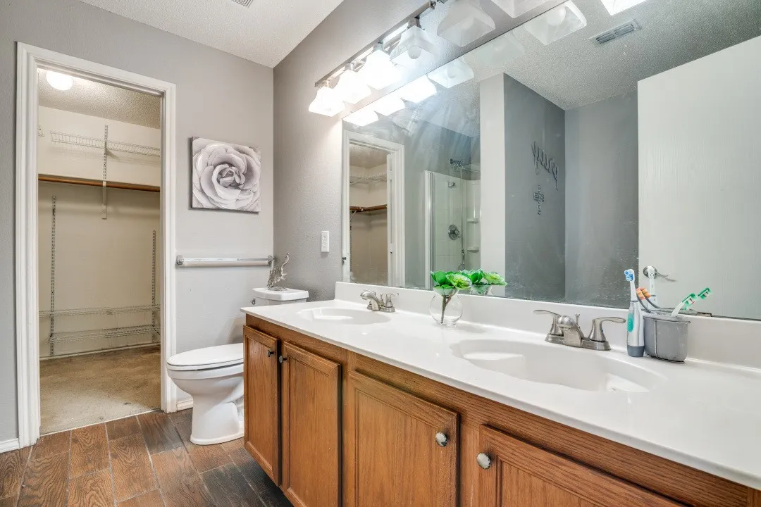 Single Family Residence For Sale in Collin County , 726 Rainsville Drive, Wylie, Texas 75098, 4 Bedroom, 3 Bathroom, 2 Garage spaces, 2,599 Sqft, built in 2005, Price $375,000, mls#21314337, Real Estate Agent in Wylie, Homes For Sale in Collin county, Homes For Sale in Wylie, Realtor in Wylie Texas, Real Estate Brokerage Independent Realty Texas, Luminita Cordes Realtor