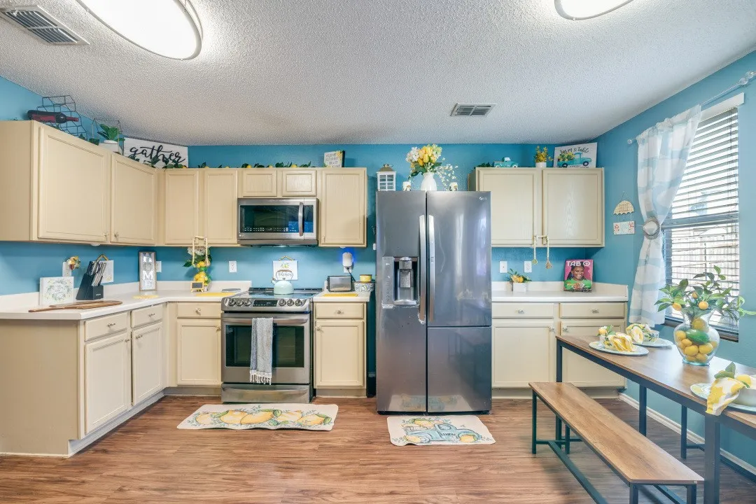 Single Family Residence For Sale in Collin County , 726 Rainsville Drive, Wylie, Texas 75098, 4 Bedroom, 3 Bathroom, 2 Garage spaces, 2,599 Sqft, built in 2005, Price $375,000, mls#21314337, Real Estate Agent in Wylie, Homes For Sale in Collin county, Homes For Sale in Wylie, Realtor in Wylie Texas, Real Estate Brokerage Independent Realty Texas, Luminita Cordes Realtor