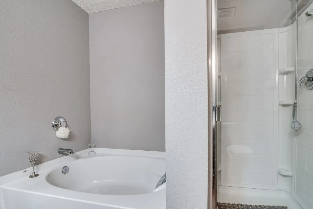 Single Family Residence For Sale in Collin County , 726 Rainsville Drive, Wylie, Texas 75098, 4 Bedroom, 3 Bathroom, 2 Garage spaces, 2,599 Sqft, built in 2005, Price $375,000, mls#21314337, Real Estate Agent in Wylie, Homes For Sale in Collin county, Homes For Sale in Wylie, Realtor in Wylie Texas, Real Estate Brokerage Independent Realty Texas, Luminita Cordes Realtor