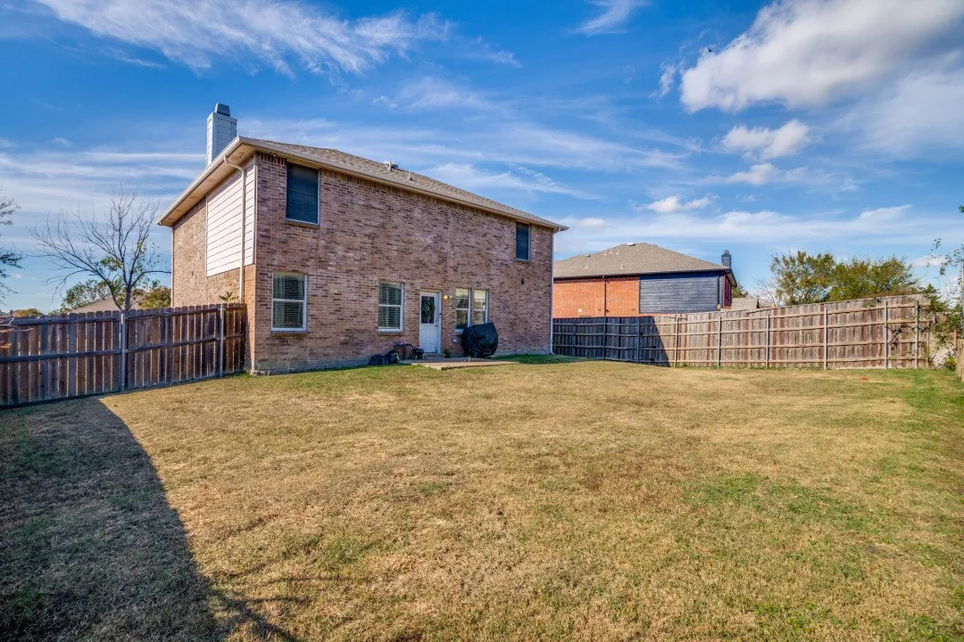 Single Family Residence For Sale in Collin County , 726 Rainsville Drive, Wylie, Texas 75098, 4 Bedroom, 3 Bathroom, 2 Garage spaces, 2,599 Sqft, built in 2005, Price $375,000, mls#21314337, Real Estate Agent in Wylie, Homes For Sale in Collin county, Homes For Sale in Wylie, Realtor in Wylie Texas, Real Estate Brokerage Independent Realty Texas, Luminita Cordes Realtor