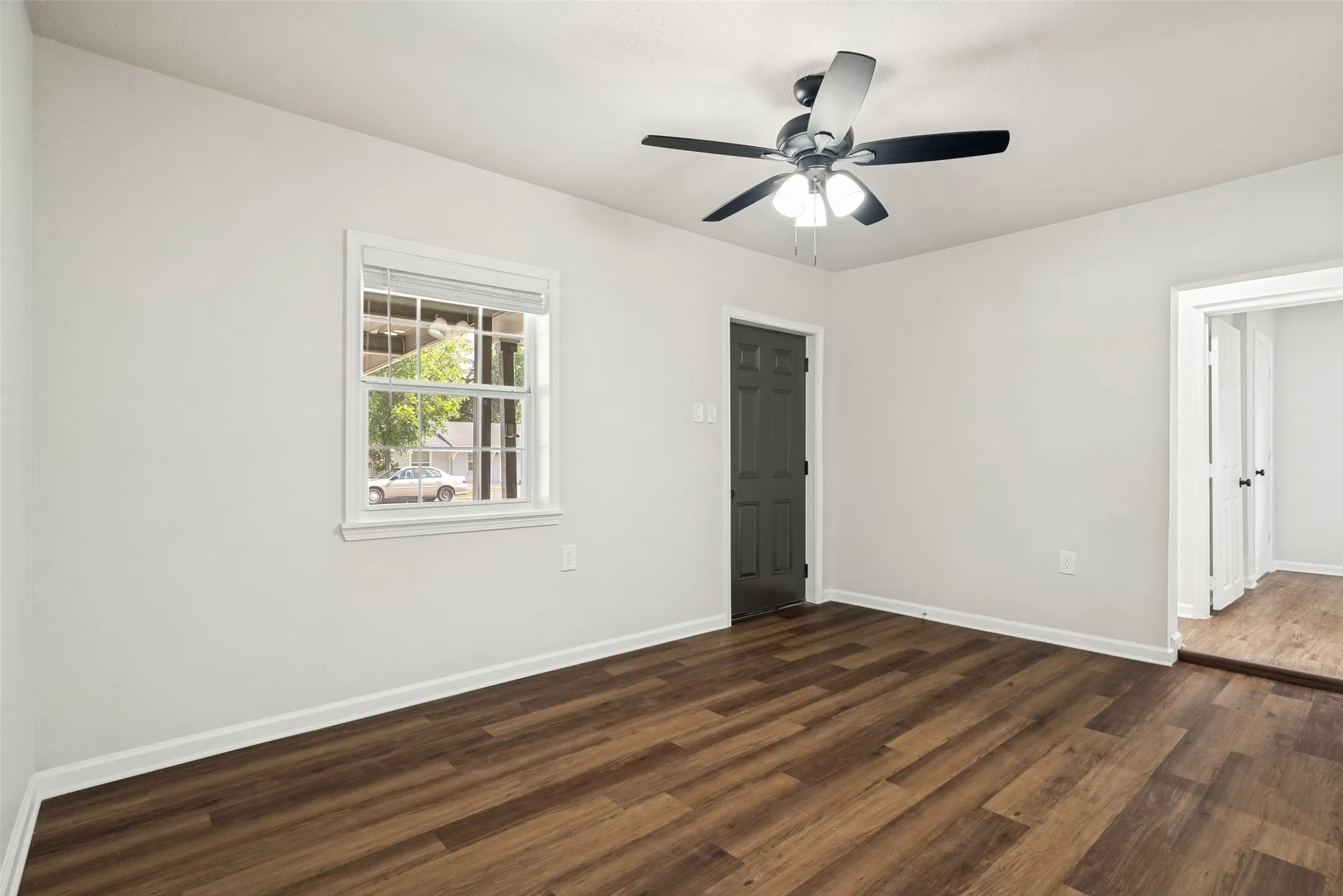 Single Family Residence For Sale in Tarrant County , 9225 N Dodson Drive, White Settlement, Texas 76108, 4 Bedroom, 2 Bathroom, 1 Garage spaces, 1,483 Sqft, built in 1949, mls#21314203, Real Estate Agent in White Settlement, Homes For Sale in Tarrant county, Homes For Sale in White Settlement, Realtor in White Settlement Texas, Real Estate Brokerage Independent Realty Texas, Luminita Cordes Realtor