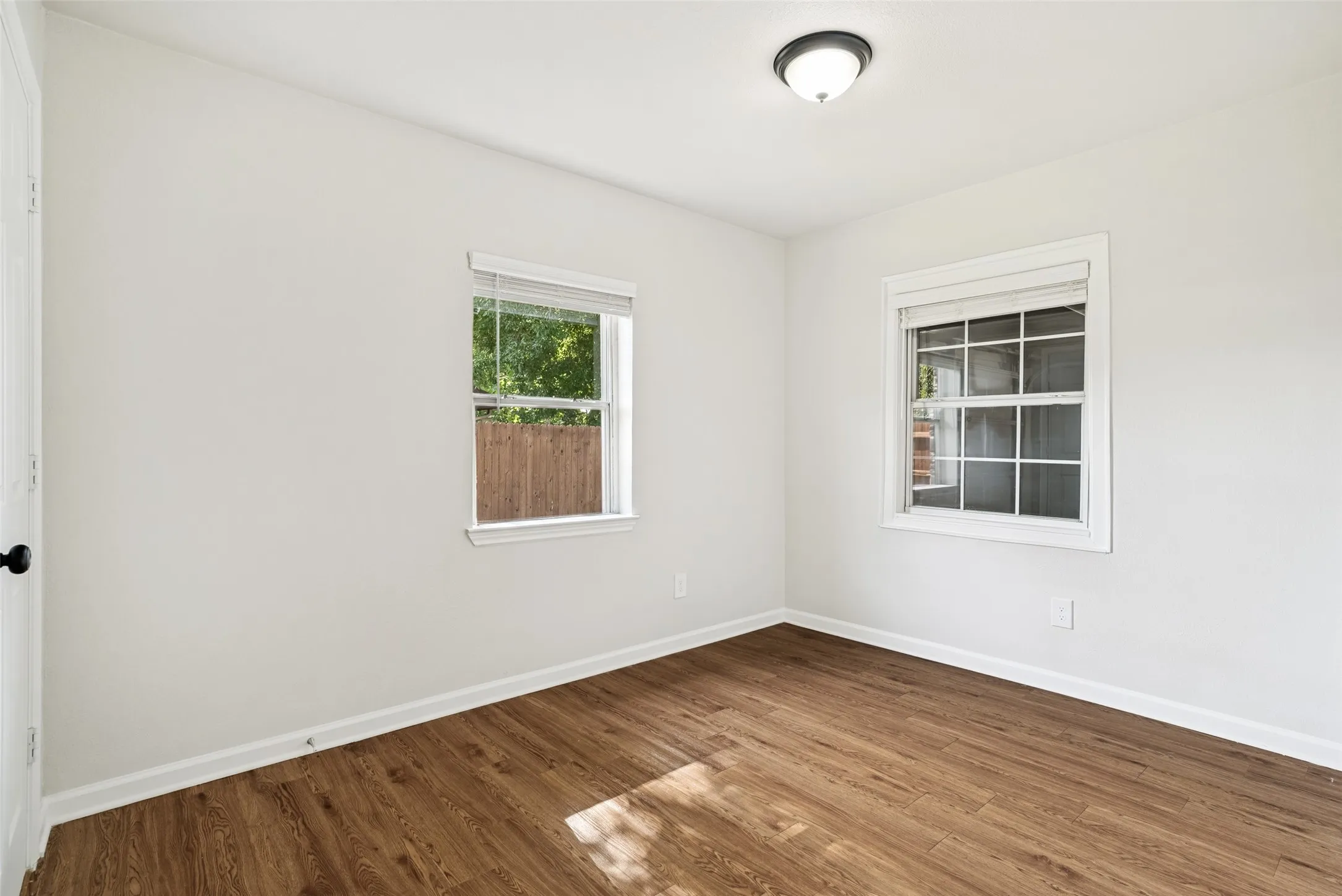 Single Family Residence For Sale in Tarrant County , 9225 N Dodson Drive, White Settlement, Texas 76108, 4 Bedroom, 2 Bathroom, 1 Garage spaces, 1,483 Sqft, built in 1949, mls#21314203, Real Estate Agent in White Settlement, Homes For Sale in Tarrant county, Homes For Sale in White Settlement, Realtor in White Settlement Texas, Real Estate Brokerage Independent Realty Texas, Luminita Cordes Realtor