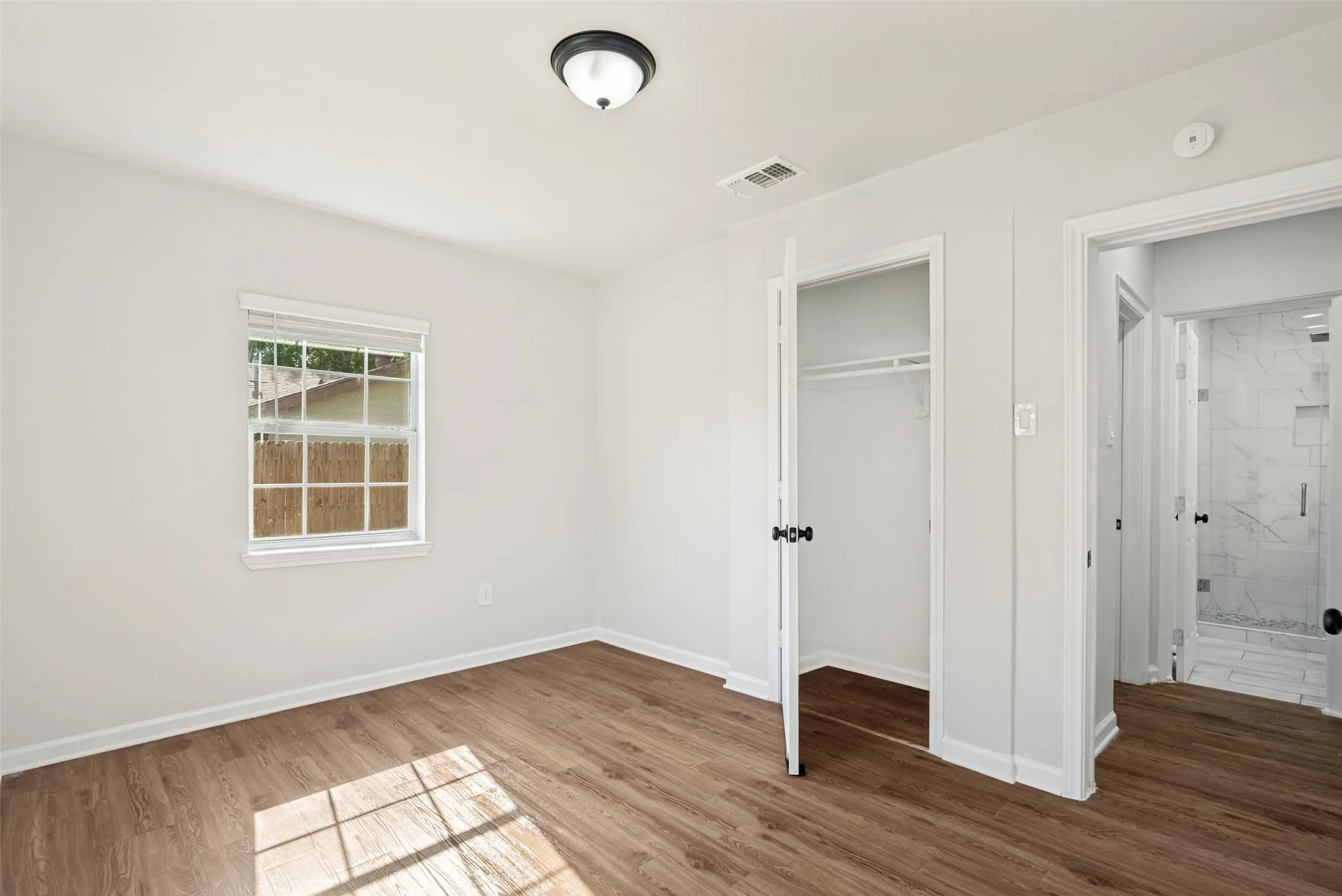 Single Family Residence For Sale in Tarrant County , 9225 N Dodson Drive, White Settlement, Texas 76108, 4 Bedroom, 2 Bathroom, 1 Garage spaces, 1,483 Sqft, built in 1949, mls#21314203, Real Estate Agent in White Settlement, Homes For Sale in Tarrant county, Homes For Sale in White Settlement, Realtor in White Settlement Texas, Real Estate Brokerage Independent Realty Texas, Luminita Cordes Realtor
