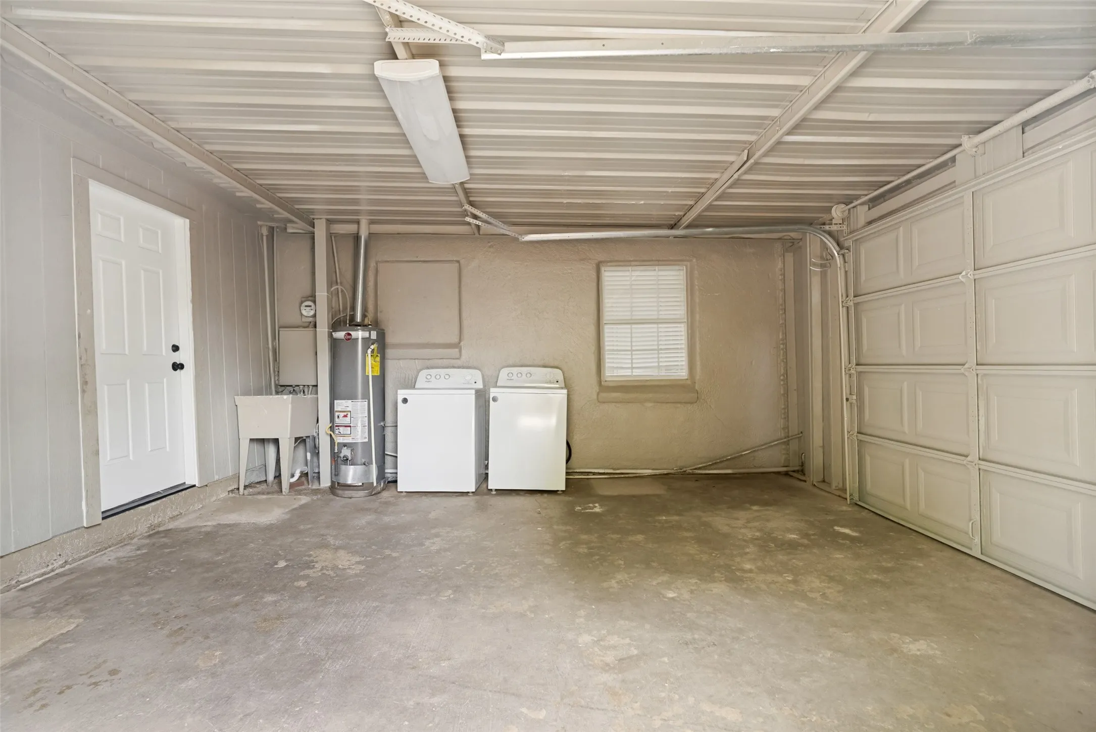 Single Family Residence For Sale in Tarrant County , 9225 N Dodson Drive, White Settlement, Texas 76108, 4 Bedroom, 2 Bathroom, 1 Garage spaces, 1,483 Sqft, built in 1949, mls#21314203, Real Estate Agent in White Settlement, Homes For Sale in Tarrant county, Homes For Sale in White Settlement, Realtor in White Settlement Texas, Real Estate Brokerage Independent Realty Texas, Luminita Cordes Realtor