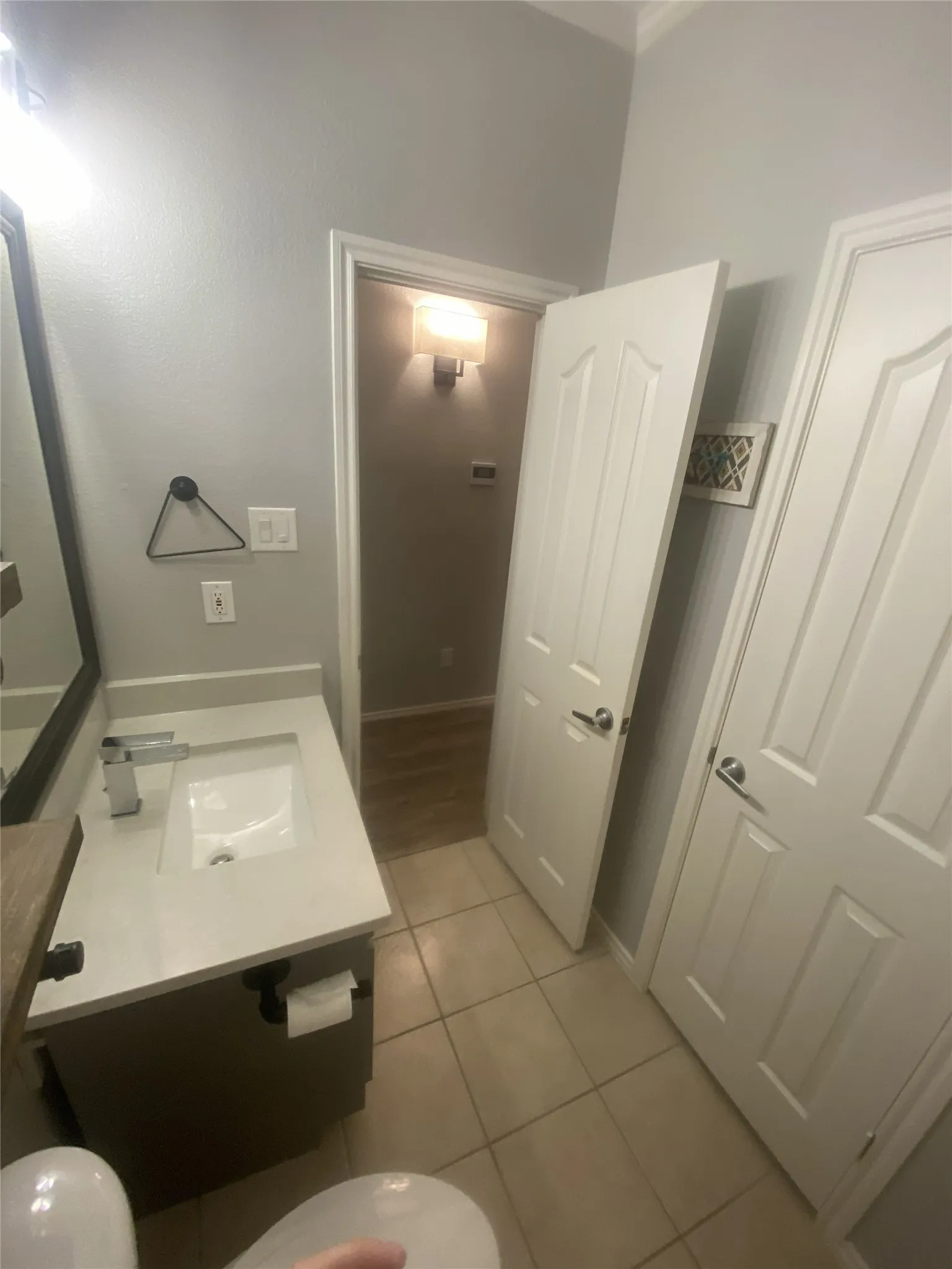 Single Family Residence For Sale in Tarrant County , 6321 Mystic Falls Drive, Fort Worth, Texas 76179, 3 Bedroom, 2 Bathroom, 2 Garage spaces, 1,476 Sqft, built in 2005, mls#21313928, Real Estate Agent in Fort Worth, Homes For Sale in Tarrant county, Homes For Sale in Fort Worth, Realtor in Fort Worth Texas, Real Estate Brokerage Independent Realty Texas, Luminita Cordes Realtor