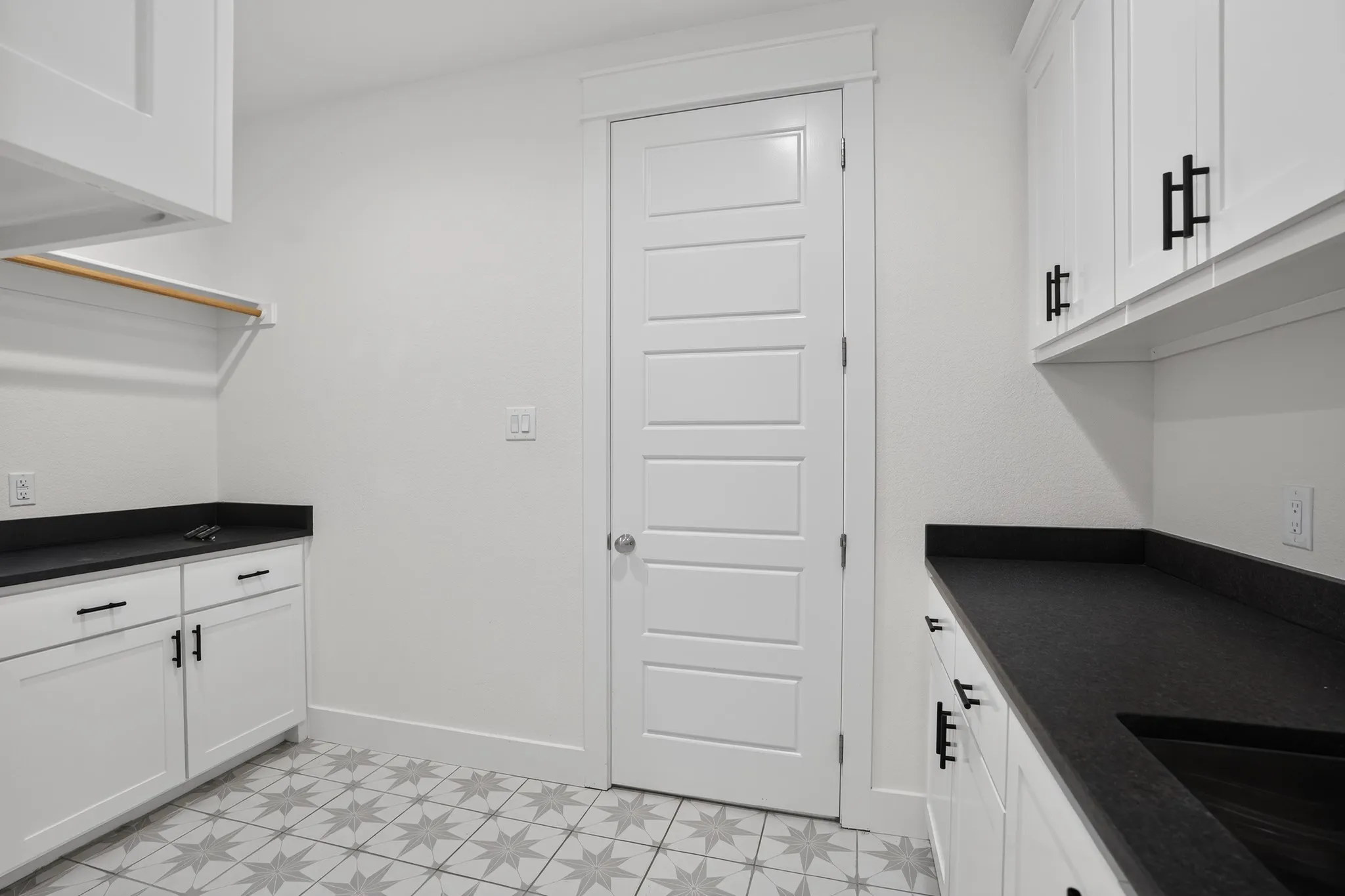 Single Family Residence For Sale in Parker County , 1040 Agnes N, Springtown, Texas 76082, 5 Bedroom, 4 Bathroom, 2 Garage spaces, 2,813 Sqft, built in 2022, mls#21314252, Real Estate Agent in Springtown, Homes For Sale in Parker county, Homes For Sale in Springtown, Realtor in Springtown Texas, Real Estate Brokerage Independent Realty Texas, Luminita Cordes Realtor