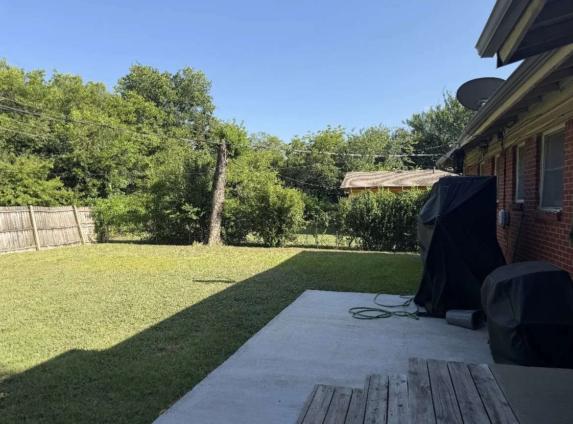 Single Family Residence For Sale in Dallas County , 3904 Fortune Lane, Dallas, Texas 75216, 2 Bedroom, 2 Bathroom, Garage spaces, 1,368 Sqft, built in 1955, mls#21314360, Real Estate Agent in Dallas, Homes For Sale in Dallas county, Homes For Sale in Dallas, Realtor in Dallas Texas, Real Estate Brokerage Independent Realty Texas, Luminita Cordes Realtor