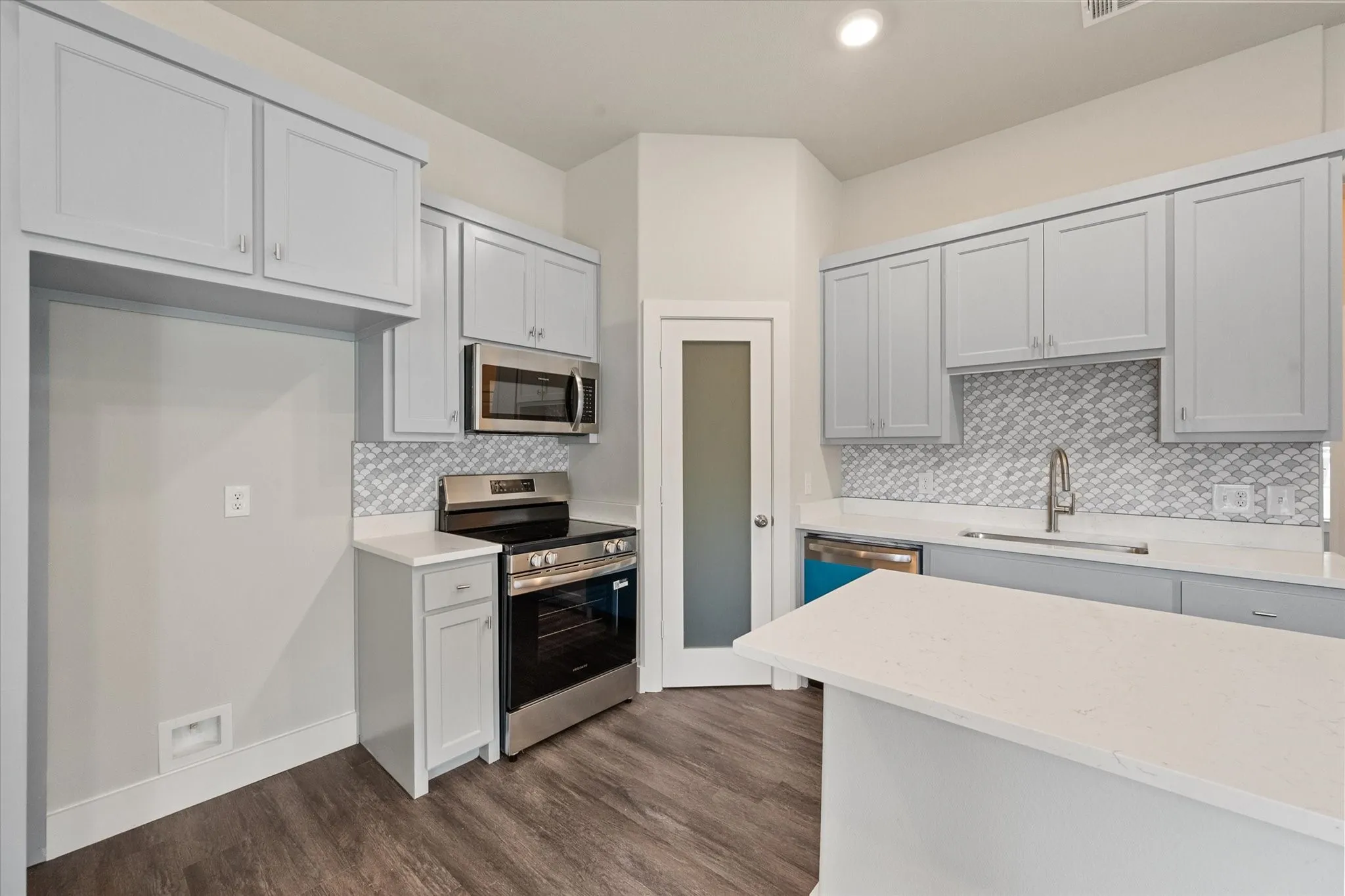 Single Family Residence For Sale in Navarro County , 1206 E 11th, Corsicana, Texas 75110, 3 Bedroom, 2 Bathroom, 2 Garage spaces, 1,390 Sqft, built in 2026, mls#21312836, Real Estate Agent in Corsicana, Homes For Sale in Navarro county, Homes For Sale in Corsicana, Realtor in Corsicana Texas, Real Estate Brokerage Independent Realty Texas, Luminita Cordes Realtor