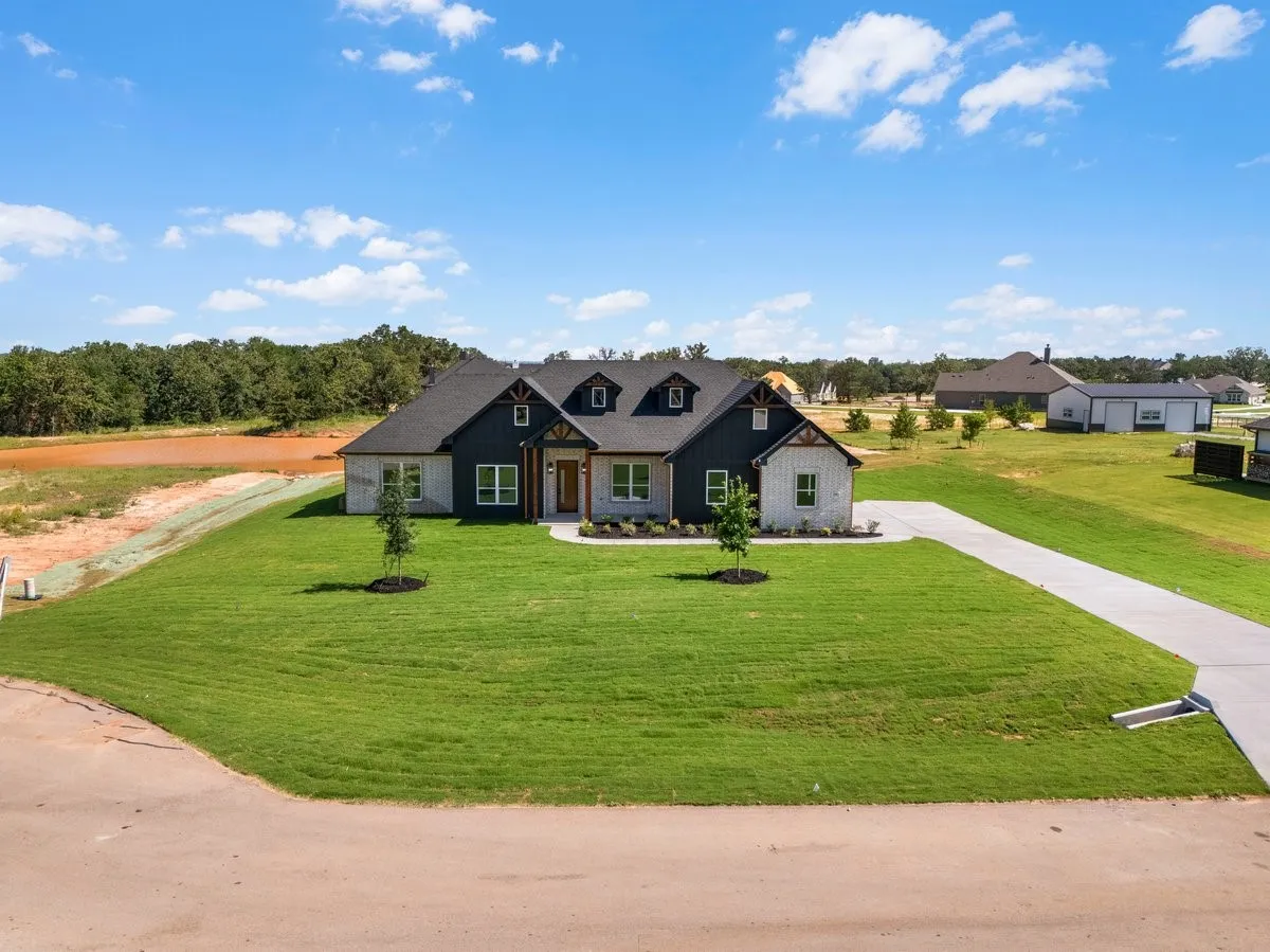 Single Family Residence For Sale in Parker County , 508 Ashlow Court, Springtown, Texas 76082, 4 Bedroom, 3 Bathroom, 2 Garage spaces, 2,627 Sqft, built in 2026, mls#21310658, Real Estate Agent in Springtown, Homes For Sale in Parker county, Homes For Sale in Springtown, Realtor in Springtown Texas, Real Estate Brokerage Independent Realty Texas, Luminita Cordes Realtor