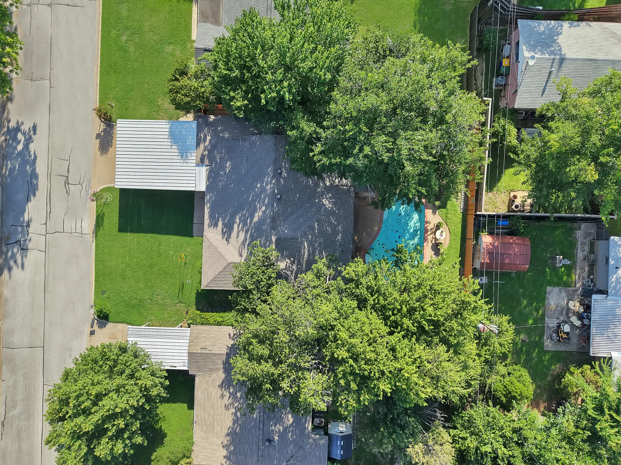 Single Family Residence For Sale in Tarrant County , 7824 Whitney Drive, White Settlement, Texas 76108, 3 Bedroom, 2 Bathroom, 1 Garage spaces, 1,718 Sqft, built in 1960, mls#21313733, Real Estate Agent in White Settlement, Homes For Sale in Tarrant county, Homes For Sale in White Settlement, Realtor in White Settlement Texas, Real Estate Brokerage Independent Realty Texas, Luminita Cordes Realtor