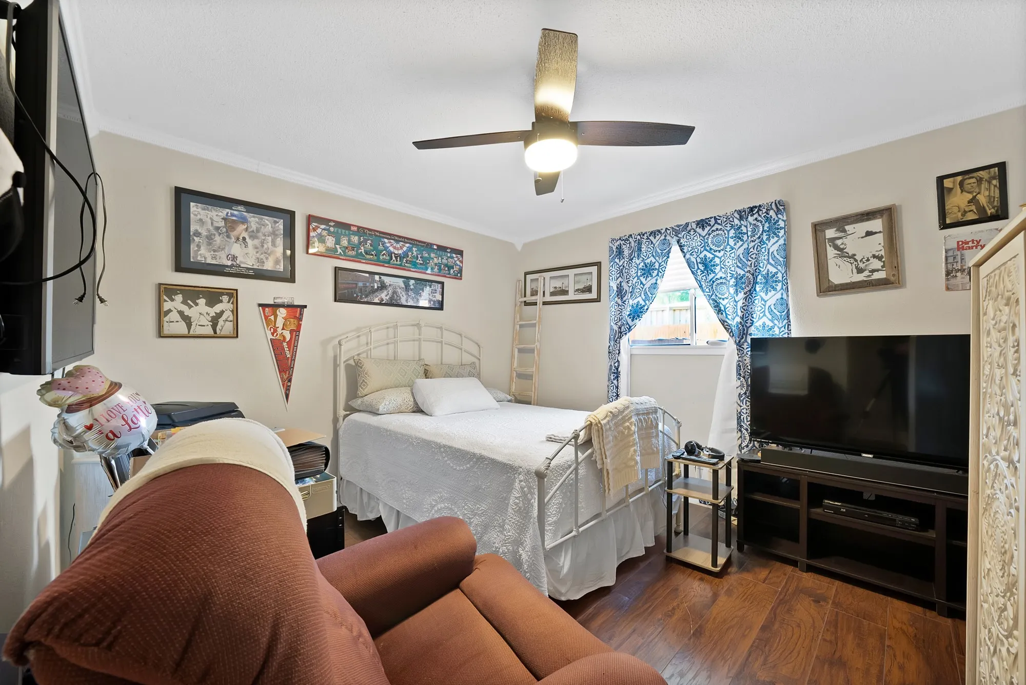 Single Family Residence For Sale in Tarrant County , 7824 Whitney Drive, White Settlement, Texas 76108, 3 Bedroom, 2 Bathroom, 1 Garage spaces, 1,718 Sqft, built in 1960, mls#21313733, Real Estate Agent in White Settlement, Homes For Sale in Tarrant county, Homes For Sale in White Settlement, Realtor in White Settlement Texas, Real Estate Brokerage Independent Realty Texas, Luminita Cordes Realtor