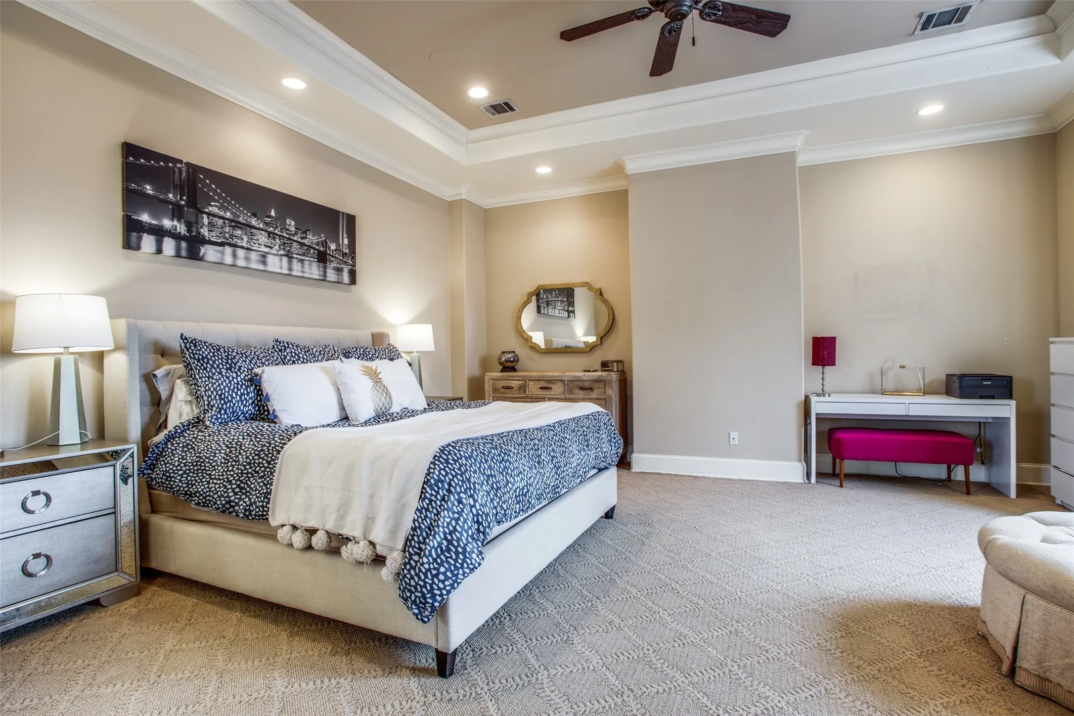 Condominium For Rent in Dallas County , 4518 Holland Avenue A, Dallas, Texas 75219, 2 Bedroom, 3 Bathroom, 2 Garage spaces, 1,868 Sqft, built in 2000, mls#21314366, Real Estate Agent in Dallas, Homes For Rent in Dallas county, Homes For Rent in Dallas, Realtor in Dallas Texas, Real Estate Brokerage Independent Realty Texas, Luminita Cordes Realtor