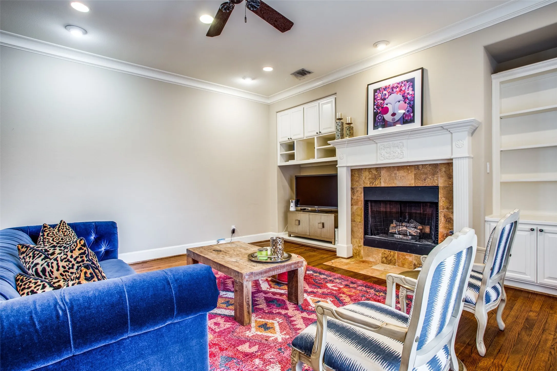 Condominium For Rent in Dallas County , 4518 Holland Avenue A, Dallas, Texas 75219, 2 Bedroom, 3 Bathroom, 2 Garage spaces, 1,868 Sqft, built in 2000, mls#21314366, Real Estate Agent in Dallas, Homes For Rent in Dallas county, Homes For Rent in Dallas, Realtor in Dallas Texas, Real Estate Brokerage Independent Realty Texas, Luminita Cordes Realtor