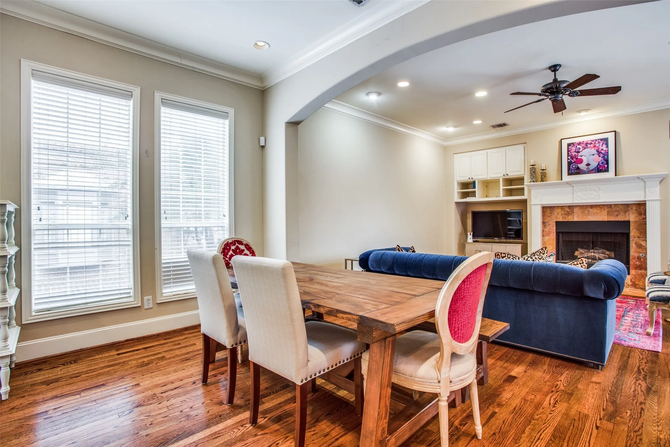 Condominium For Rent in Dallas County , 4518 Holland Avenue A, Dallas, Texas 75219, 2 Bedroom, 3 Bathroom, 2 Garage spaces, 1,868 Sqft, built in 2000, mls#21314366, Real Estate Agent in Dallas, Homes For Rent in Dallas county, Homes For Rent in Dallas, Realtor in Dallas Texas, Real Estate Brokerage Independent Realty Texas, Luminita Cordes Realtor