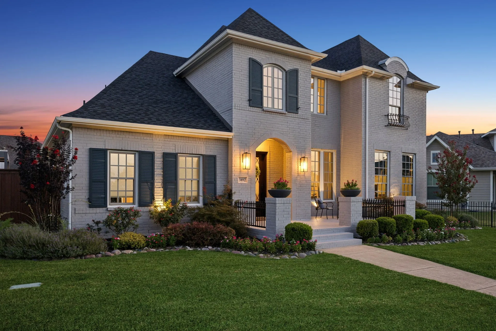 Single Family Residence For Sale in Denton County , 3892 Rittenhouse Street, Frisco, Texas 75034, 4 Bedroom, 5 Bathroom, 3 Garage spaces, 4,111 Sqft, built in 2016, mls#21314370, Real Estate Agent in Frisco, Homes For Sale in Denton county, Homes For Sale in Frisco, Realtor in Frisco Texas, Real Estate Brokerage Independent Realty Texas, Luminita Cordes Realtor