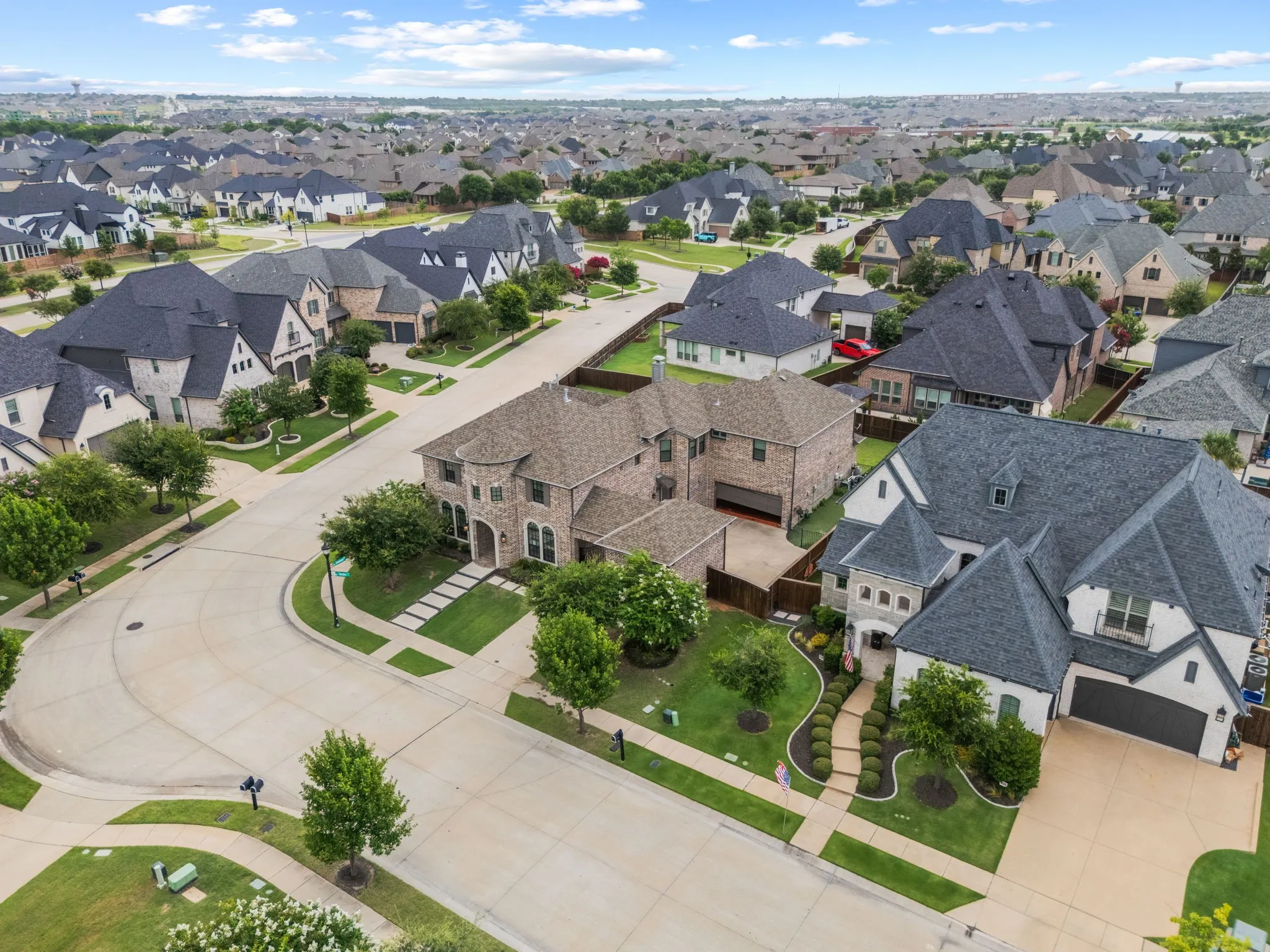 Single Family Residence For Sale in Collin County , 1422 Teasley Lane, Celina, Texas 75009, 5 Bedroom, 5 Bathroom, 3 Garage spaces, 4,905 Sqft, built in 2016, mls#21296302, Real Estate Agent in Celina, Homes For Sale in Collin county, Homes For Sale in Celina, Realtor in Celina Texas, Real Estate Brokerage Independent Realty Texas, Luminita Cordes Realtor