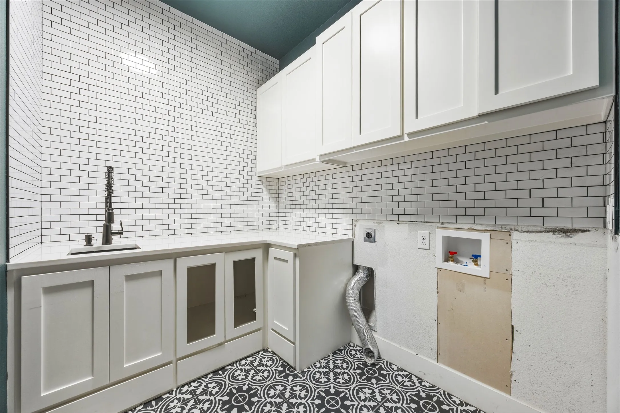Single Family Residence For Sale in Collin County , 1422 Teasley Lane, Celina, Texas 75009, 5 Bedroom, 5 Bathroom, 3 Garage spaces, 4,905 Sqft, built in 2016, mls#21296302, Real Estate Agent in Celina, Homes For Sale in Collin county, Homes For Sale in Celina, Realtor in Celina Texas, Real Estate Brokerage Independent Realty Texas, Luminita Cordes Realtor
