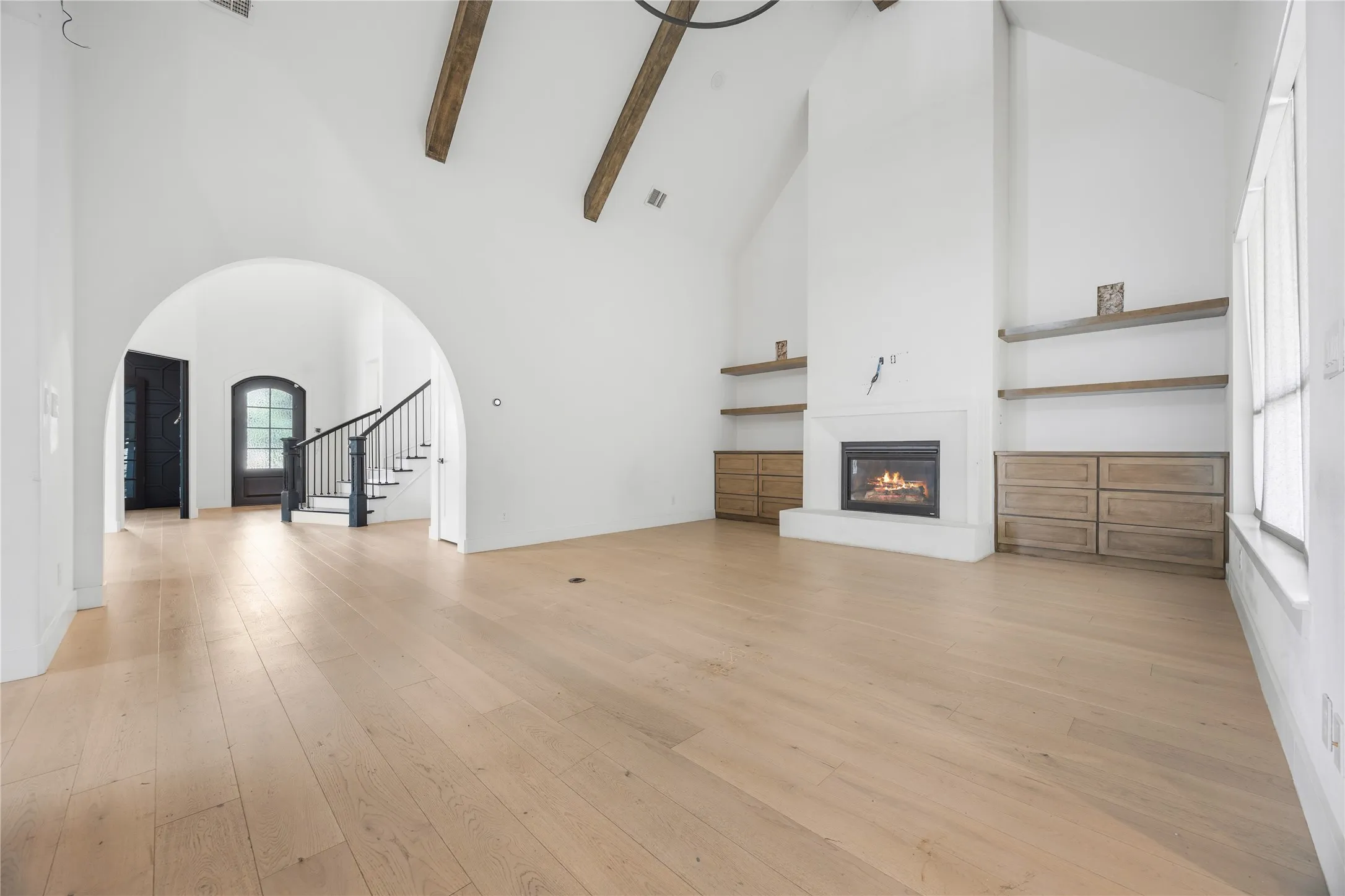 Single Family Residence For Sale in Collin County , 1422 Teasley Lane, Celina, Texas 75009, 5 Bedroom, 5 Bathroom, 3 Garage spaces, 4,905 Sqft, built in 2016, mls#21296302, Real Estate Agent in Celina, Homes For Sale in Collin county, Homes For Sale in Celina, Realtor in Celina Texas, Real Estate Brokerage Independent Realty Texas, Luminita Cordes Realtor