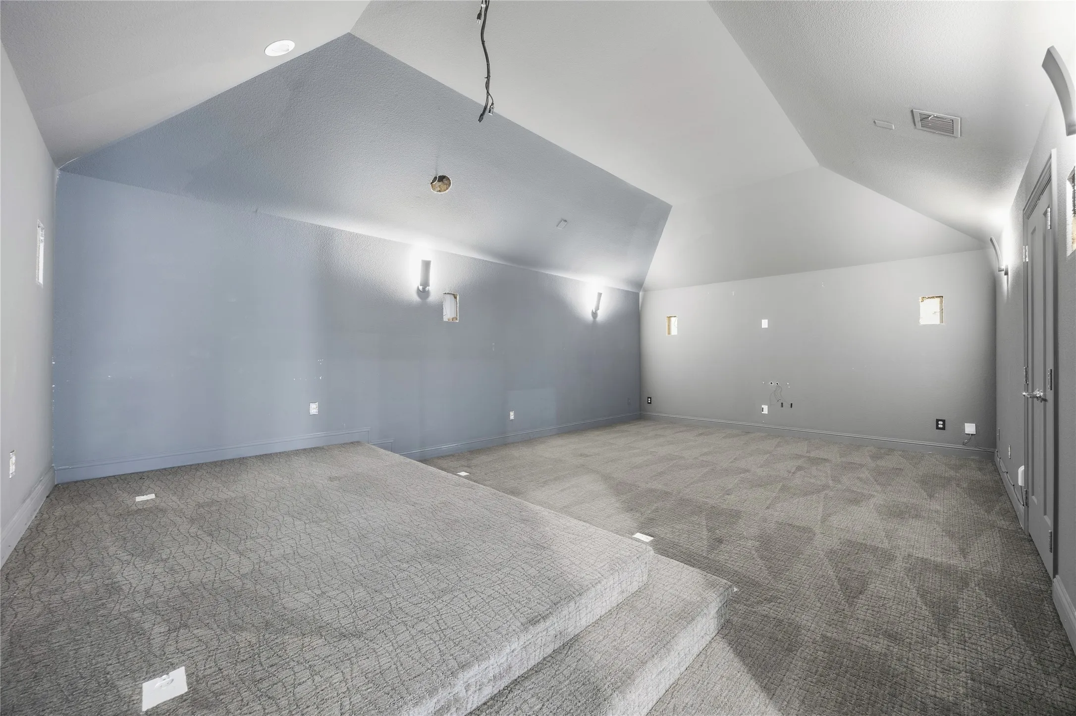 Single Family Residence For Sale in Collin County , 1422 Teasley Lane, Celina, Texas 75009, 5 Bedroom, 5 Bathroom, 3 Garage spaces, 4,905 Sqft, built in 2016, mls#21296302, Real Estate Agent in Celina, Homes For Sale in Collin county, Homes For Sale in Celina, Realtor in Celina Texas, Real Estate Brokerage Independent Realty Texas, Luminita Cordes Realtor