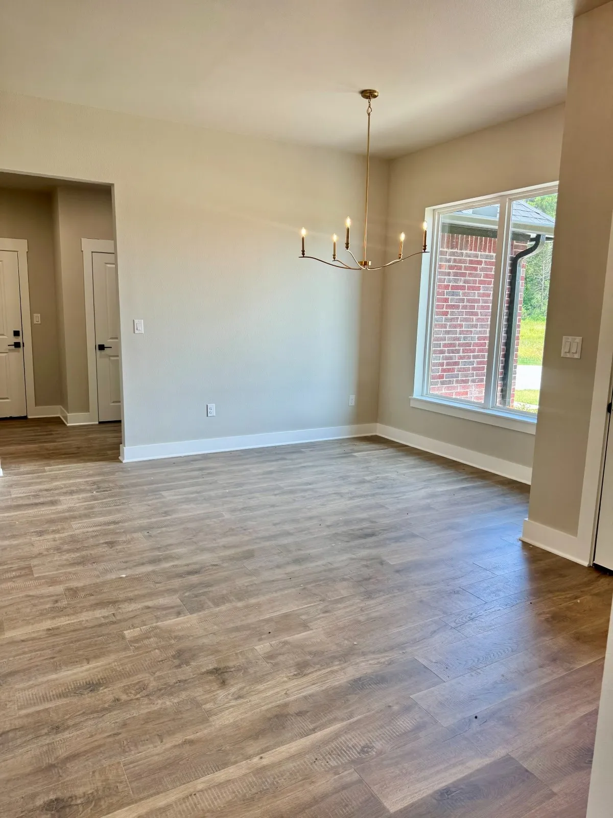 Single Family Residence For Sale in Smith County , 984 Mallard Drive, Lindale, Texas 75771, 4 Bedroom, 3 Bathroom, 2 Garage spaces, 2,274 Sqft, built in 2024, mls#21314388, Real Estate Agent in Lindale, Homes For Sale in Smith county, Homes For Sale in Lindale, Realtor in Lindale Texas, Real Estate Brokerage Independent Realty Texas, Luminita Cordes Realtor