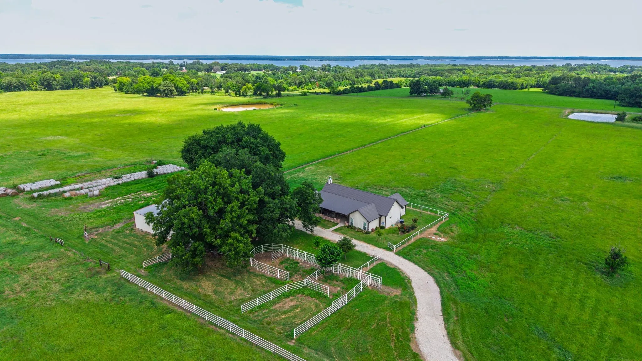 Farm For Sale in Wood County , 869 CR 1570, Alba, Texas 75410, 2 Bedroom, 2 Bathroom, Garage spaces, 1,668 Sqft, built in 2020, mls#21313611, Real Estate Agent in Alba, Homes For Sale in Wood county, Homes For Sale in Alba, Realtor in Alba Texas, Real Estate Brokerage Independent Realty Texas, Luminita Cordes Realtor