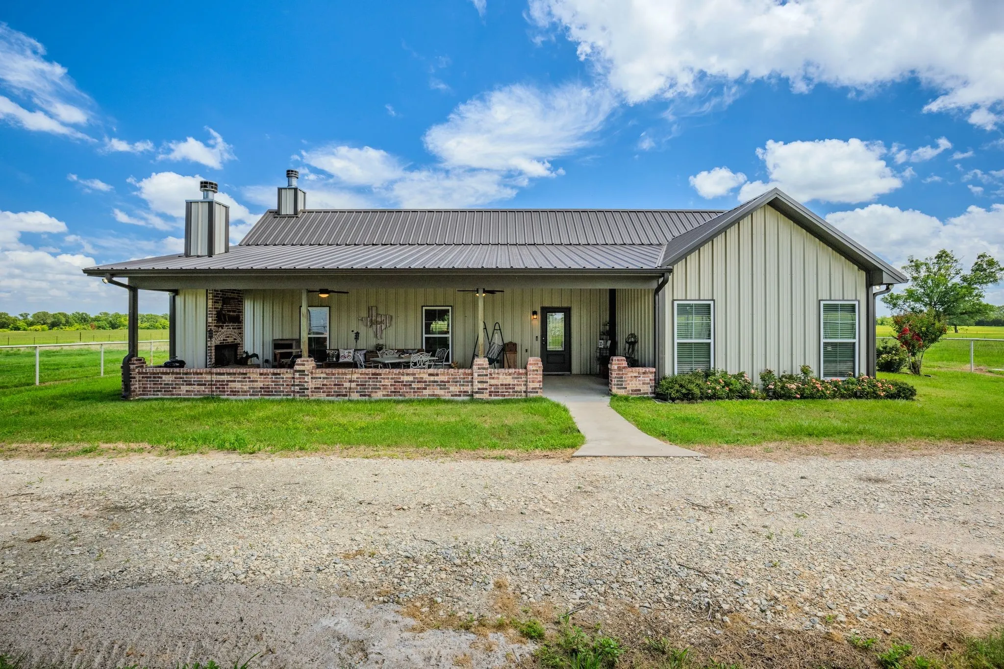 Farm For Sale in Wood County , 869 CR 1570, Alba, Texas 75410, 2 Bedroom, 2 Bathroom, Garage spaces, 1,668 Sqft, built in 2020, mls#21313611, Real Estate Agent in Alba, Homes For Sale in Wood county, Homes For Sale in Alba, Realtor in Alba Texas, Real Estate Brokerage Independent Realty Texas, Luminita Cordes Realtor