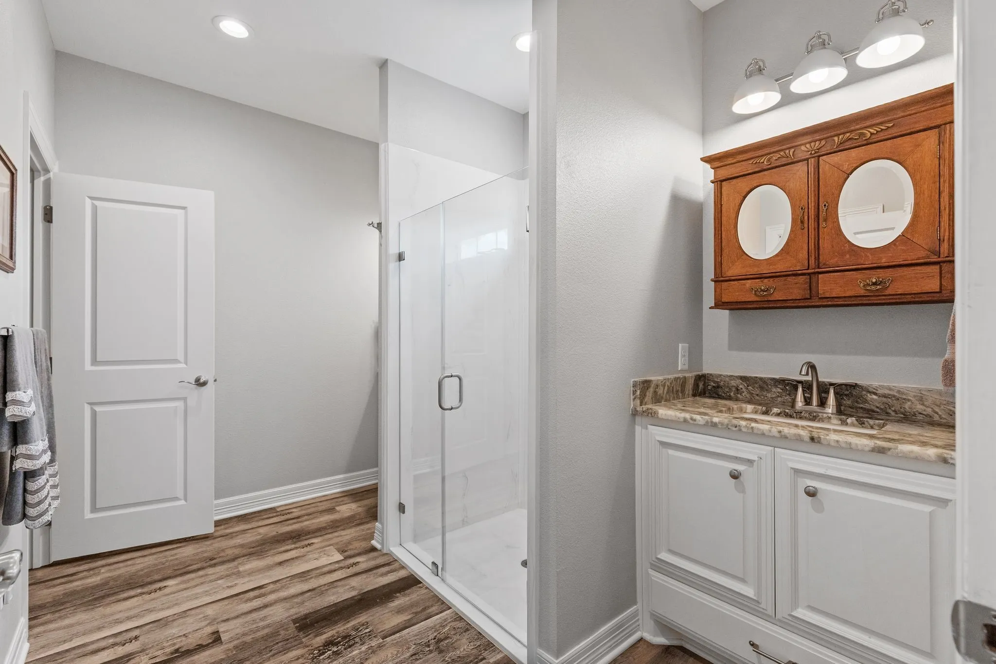 Farm For Sale in Wood County , 869 CR 1570, Alba, Texas 75410, 2 Bedroom, 2 Bathroom, Garage spaces, 1,668 Sqft, built in 2020, mls#21313611, Real Estate Agent in Alba, Homes For Sale in Wood county, Homes For Sale in Alba, Realtor in Alba Texas, Real Estate Brokerage Independent Realty Texas, Luminita Cordes Realtor