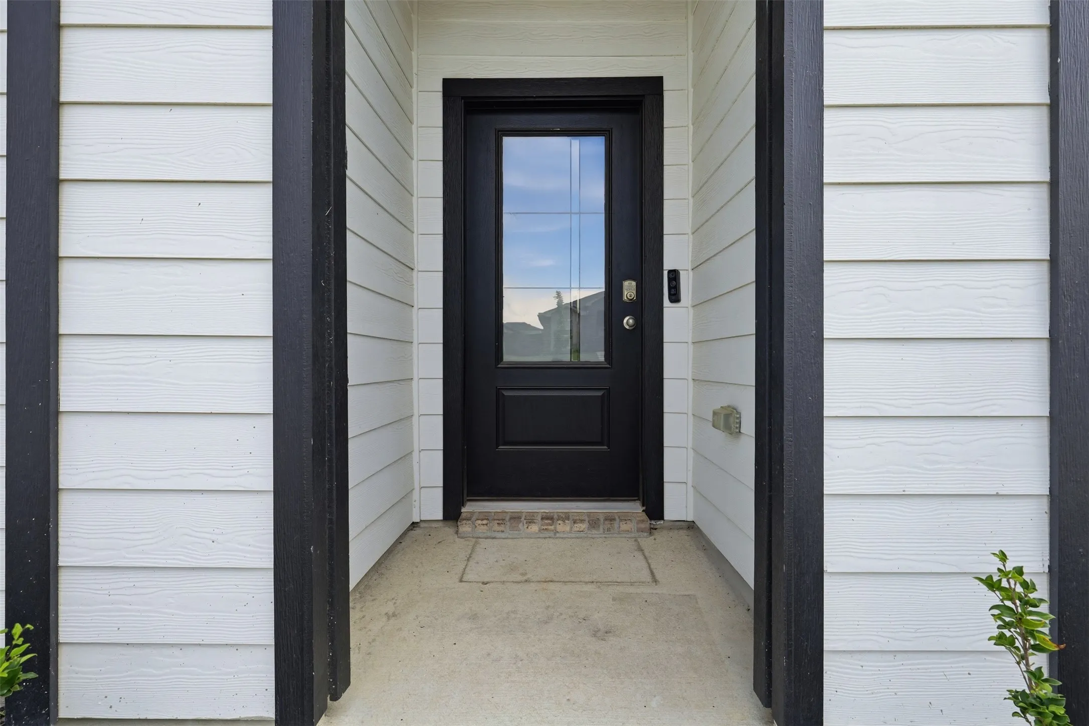 Single Family Residence For Sale in Tarrant County , 6736 Windfall Drive, Fort Worth, Texas 76135, 3 Bedroom, 2 Bathroom, 2 Garage spaces, 1,602 Sqft, built in 2024, mls#21314298, Real Estate Agent in Fort Worth, Homes For Sale in Tarrant county, Homes For Sale in Fort Worth, Realtor in Fort Worth Texas, Real Estate Brokerage Independent Realty Texas, Luminita Cordes Realtor