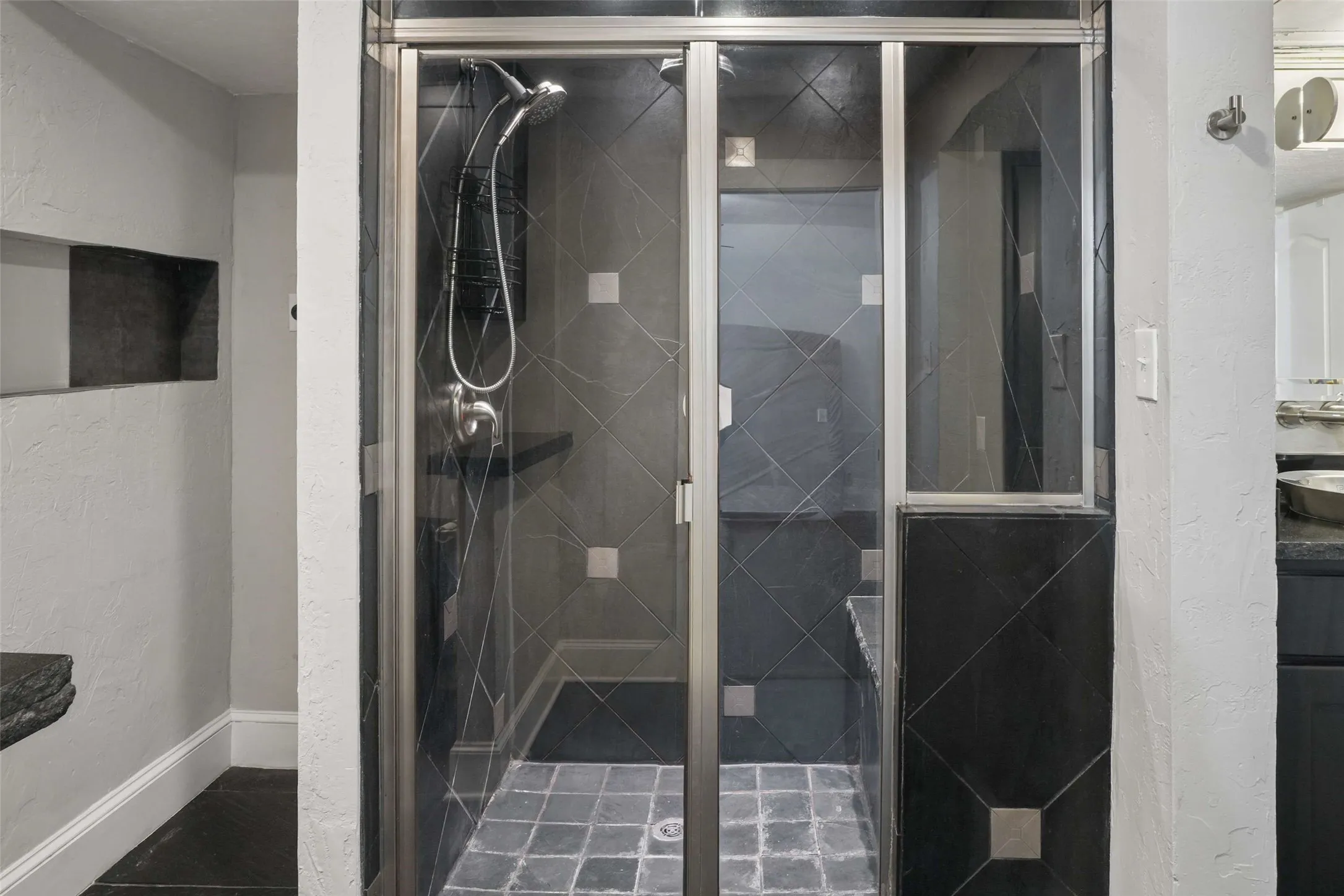 Condominium For Sale in Rockwall County , 1503 Signal Ridge Place, Rockwall, Texas 75032, 2 Bedroom, 2 Bathroom, Garage spaces, 1,141 Sqft, built in 1985, mls#21310036, Real Estate Agent in Rockwall, Homes For Sale in Rockwall county, Homes For Sale in Rockwall, Realtor in Rockwall Texas, Real Estate Brokerage Independent Realty Texas, Luminita Cordes Realtor