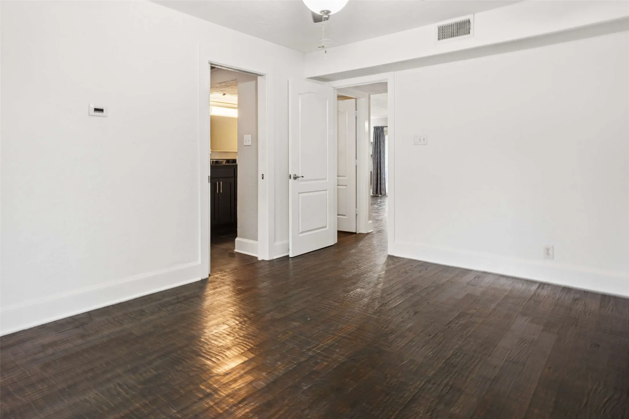 Condominium For Sale in Rockwall County , 1503 Signal Ridge Place, Rockwall, Texas 75032, 2 Bedroom, 2 Bathroom, Garage spaces, 1,141 Sqft, built in 1985, mls#21310036, Real Estate Agent in Rockwall, Homes For Sale in Rockwall county, Homes For Sale in Rockwall, Realtor in Rockwall Texas, Real Estate Brokerage Independent Realty Texas, Luminita Cordes Realtor