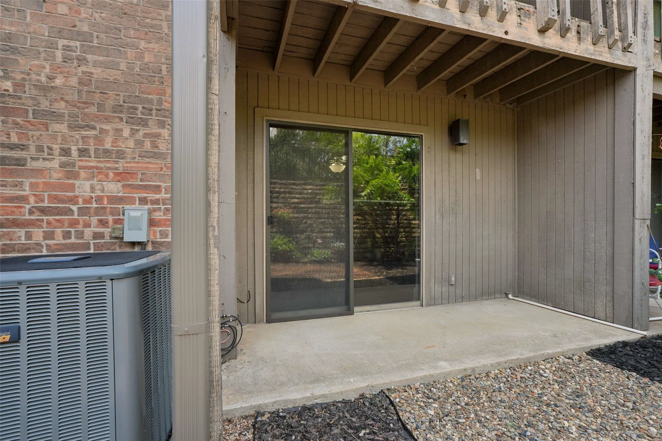 Condominium For Sale in Rockwall County , 1503 Signal Ridge Place, Rockwall, Texas 75032, 2 Bedroom, 2 Bathroom, Garage spaces, 1,141 Sqft, built in 1985, mls#21310036, Real Estate Agent in Rockwall, Homes For Sale in Rockwall county, Homes For Sale in Rockwall, Realtor in Rockwall Texas, Real Estate Brokerage Independent Realty Texas, Luminita Cordes Realtor