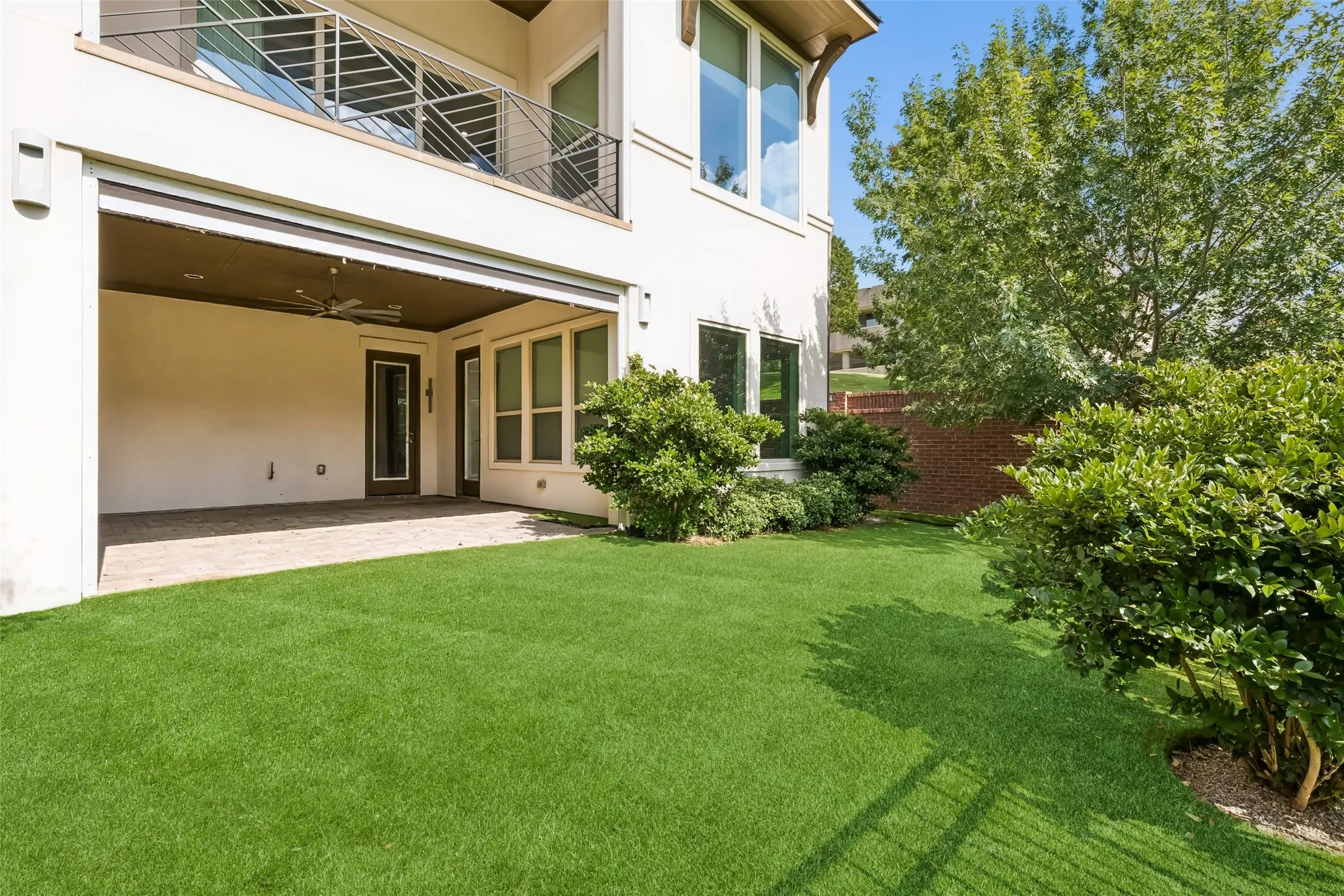 Single Family Residence For Sale in Dallas County , 4765 Cloudcroft Lane, Irving, Texas 75038, 3 Bedroom, 4 Bathroom, 2 Garage spaces, 3,642 Sqft, built in 2017, mls#21298042, Real Estate Agent in Irving, Homes For Sale in Dallas county, Homes For Sale in Irving, Realtor in Irving Texas, Real Estate Brokerage Independent Realty Texas, Luminita Cordes Realtor