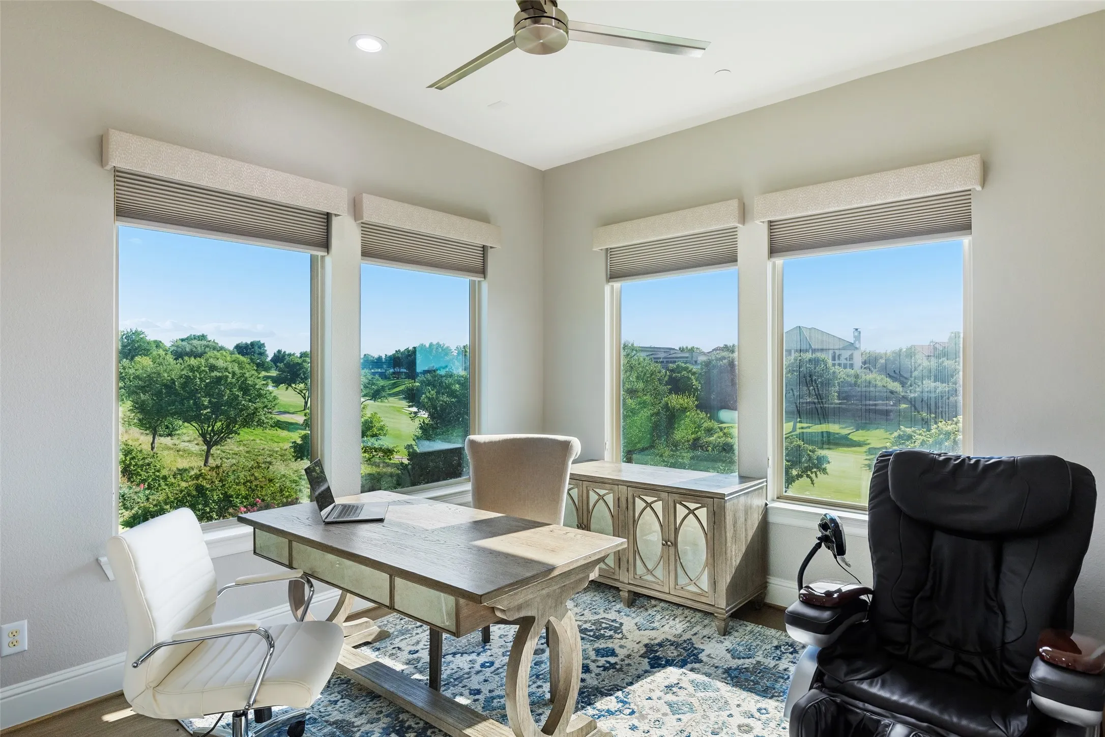 Single Family Residence For Sale in Dallas County , 4765 Cloudcroft Lane, Irving, Texas 75038, 3 Bedroom, 4 Bathroom, 2 Garage spaces, 3,642 Sqft, built in 2017, mls#21298042, Real Estate Agent in Irving, Homes For Sale in Dallas county, Homes For Sale in Irving, Realtor in Irving Texas, Real Estate Brokerage Independent Realty Texas, Luminita Cordes Realtor