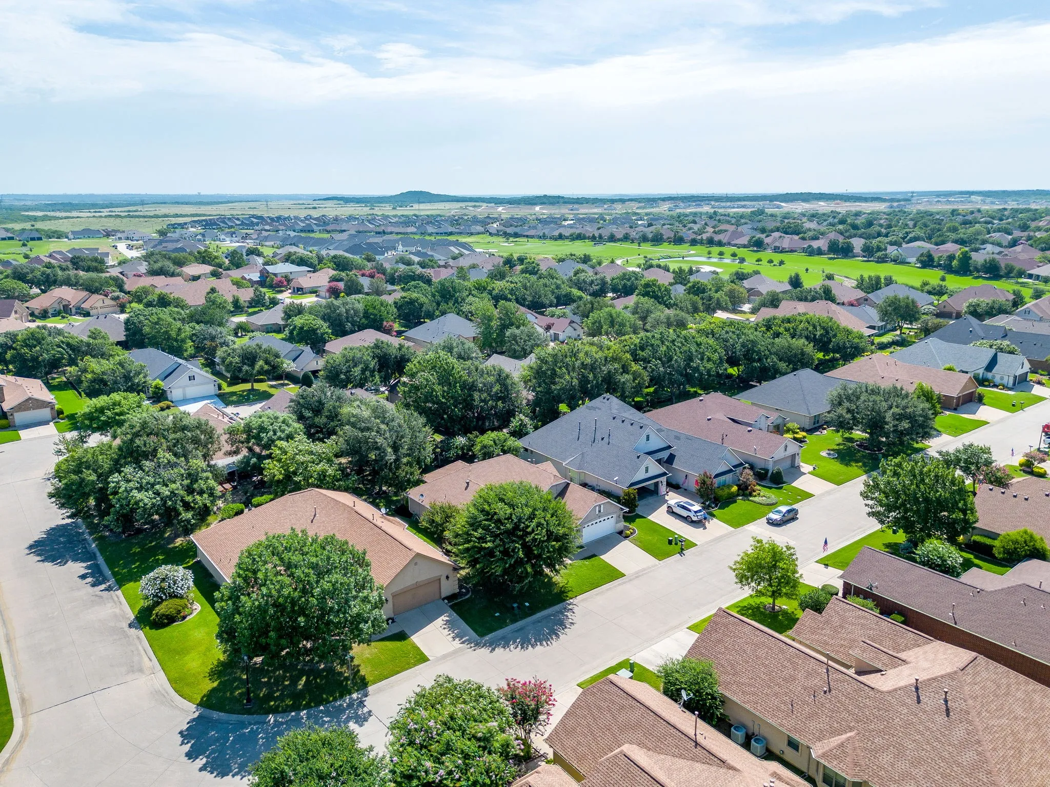 Single Family Residence For Sale in Denton County , 10508 Belvedere Drive, Denton, Texas 76207, 2 Bedroom, 2 Bathroom, 2 Garage spaces, 1,915 Sqft, built in 2005, mls#21314365, Real Estate Agent in Denton, Homes For Sale in Denton county, Homes For Sale in Denton, Realtor in Denton Texas, Real Estate Brokerage Independent Realty Texas, Luminita Cordes Realtor