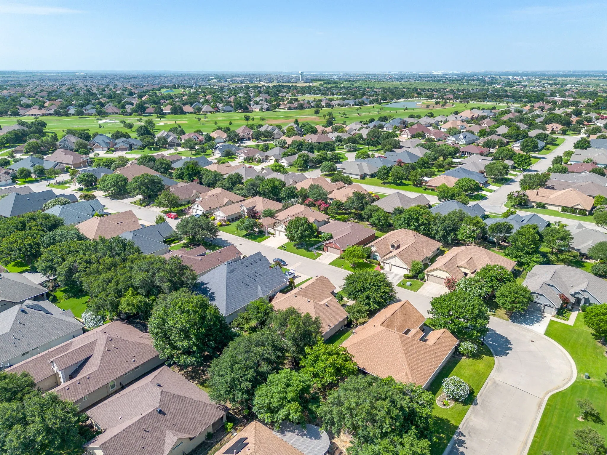 Single Family Residence For Sale in Denton County , 10508 Belvedere Drive, Denton, Texas 76207, 2 Bedroom, 2 Bathroom, 2 Garage spaces, 1,915 Sqft, built in 2005, mls#21314365, Real Estate Agent in Denton, Homes For Sale in Denton county, Homes For Sale in Denton, Realtor in Denton Texas, Real Estate Brokerage Independent Realty Texas, Luminita Cordes Realtor