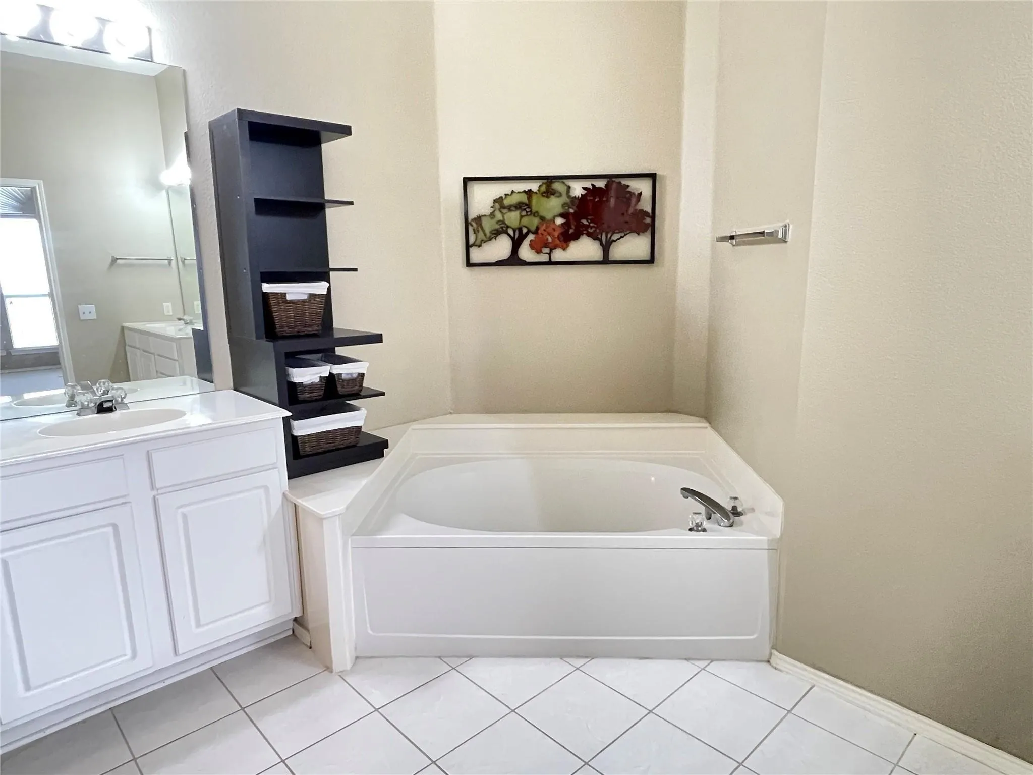 Single Family Residence For Rent in Collin County , 11082 Clearstream Lane, Frisco, Texas 75035, 4 Bedroom, 2 Bathroom, 2 Garage spaces, 2,176 Sqft, built in 2000, mls#21314299, Real Estate Agent in Frisco, Homes For Rent in Collin county, Homes For Rent in Frisco, Realtor in Frisco Texas, Real Estate Brokerage Independent Realty Texas, Luminita Cordes Realtor