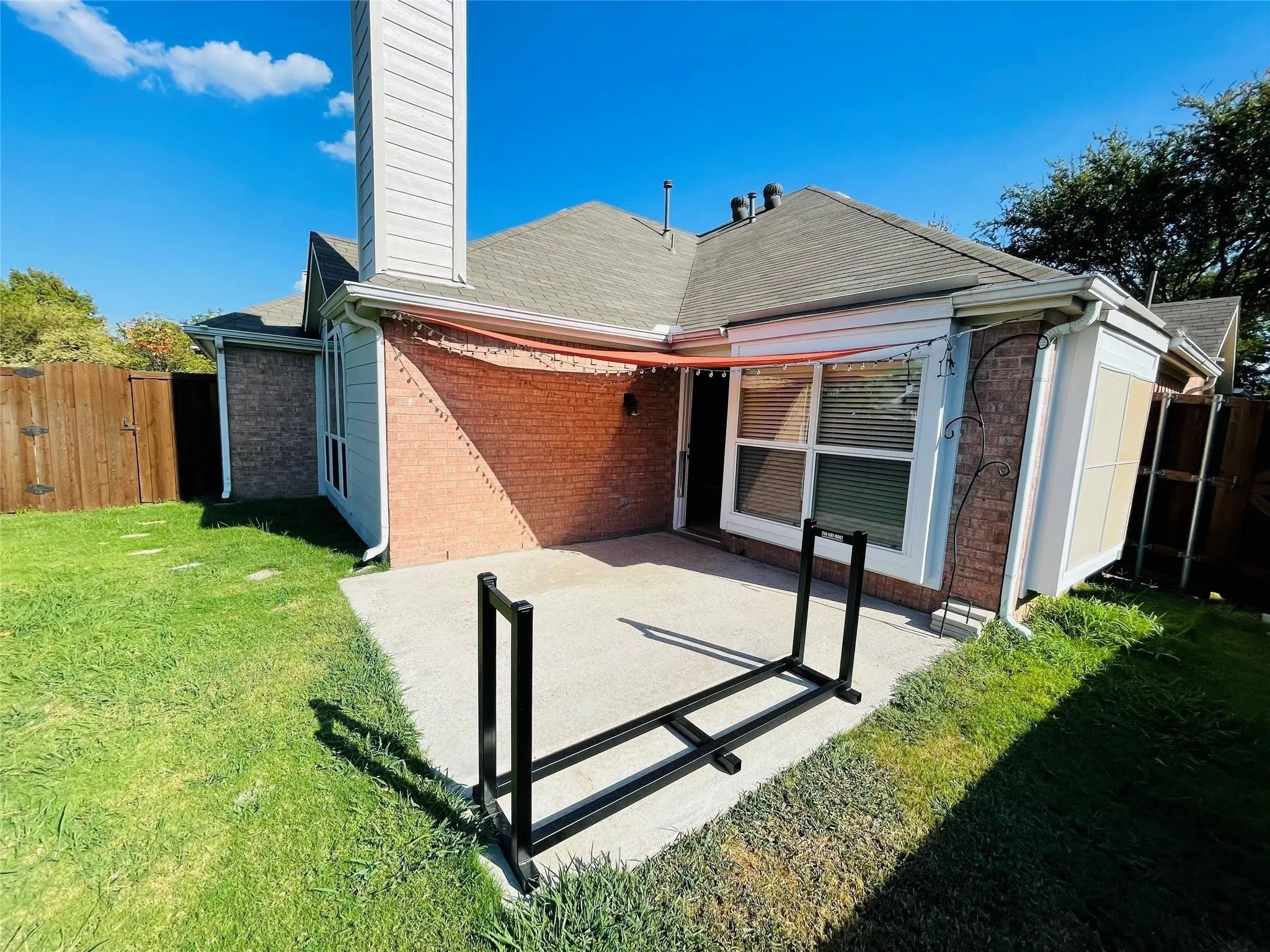 Single Family Residence For Rent in Collin County , 11082 Clearstream Lane, Frisco, Texas 75035, 4 Bedroom, 2 Bathroom, 2 Garage spaces, 2,176 Sqft, built in 2000, mls#21314299, Real Estate Agent in Frisco, Homes For Rent in Collin county, Homes For Rent in Frisco, Realtor in Frisco Texas, Real Estate Brokerage Independent Realty Texas, Luminita Cordes Realtor