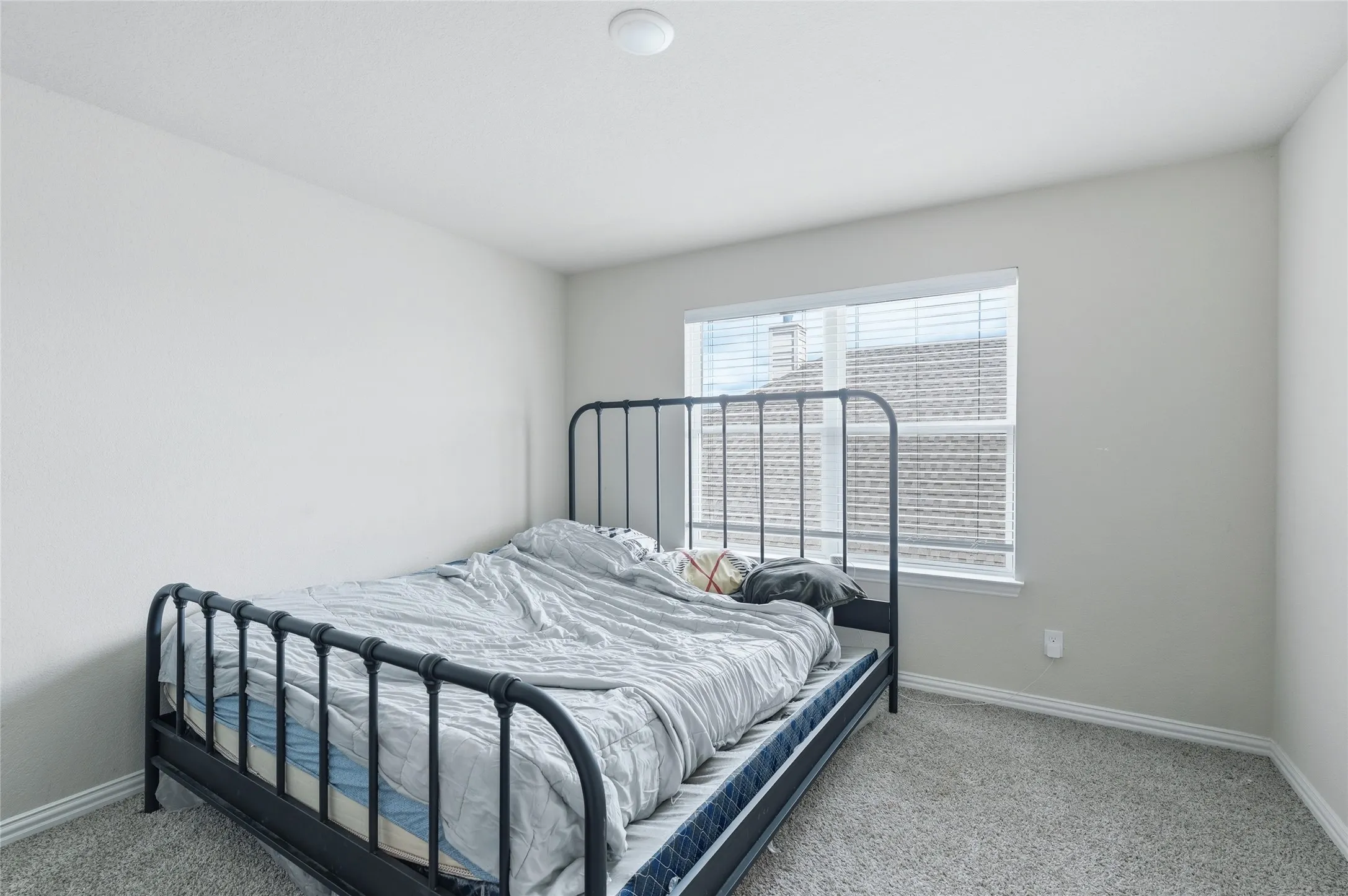 Single Family Residence For Sale in Collin County , 3301 Greymoore Drive, Anna, Texas 75409, 4 Bedrooms, 3 Bathrooms, 2 Garage spaces, 2,724 Sqft, built in 2022, Price $375,000, mls#21294209, Real Estate Agent in Anna, Homes For Sale in Collin county, Homes For Sale in Anna, Realtor in Anna Texas, Real Estate Brokerage Independent Realty Texas, Luminita Cordes Realtor
