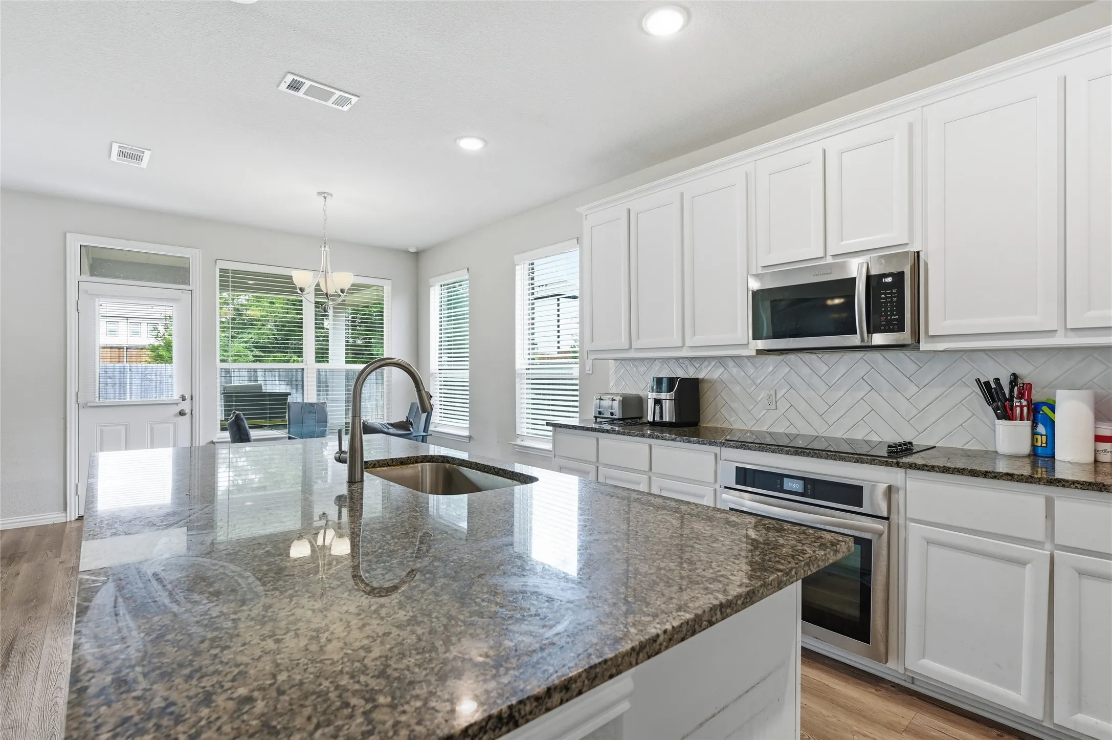 Single Family Residence For Sale in Collin County , 3301 Greymoore Drive, Anna, Texas 75409, 4 Bedrooms, 3 Bathrooms, 2 Garage spaces, 2,724 Sqft, built in 2022, Price $375,000, mls#21294209, Real Estate Agent in Anna, Homes For Sale in Collin county, Homes For Sale in Anna, Realtor in Anna Texas, Real Estate Brokerage Independent Realty Texas, Luminita Cordes Realtor